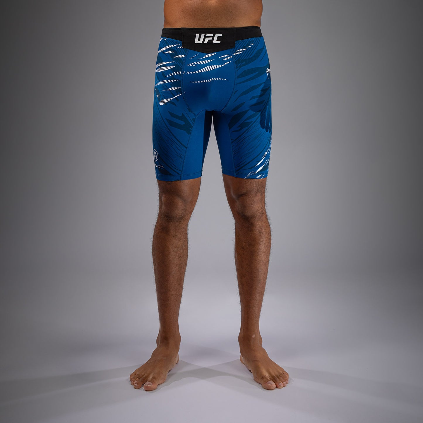 UFC Fusion by Venum Authentic Fight Night 男士综合格斗短裤 – 蓝色