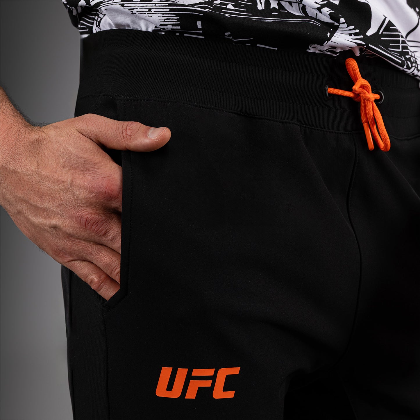 男士款 UFC Zenith by Venum 真实格斗周长裤 – 黑色