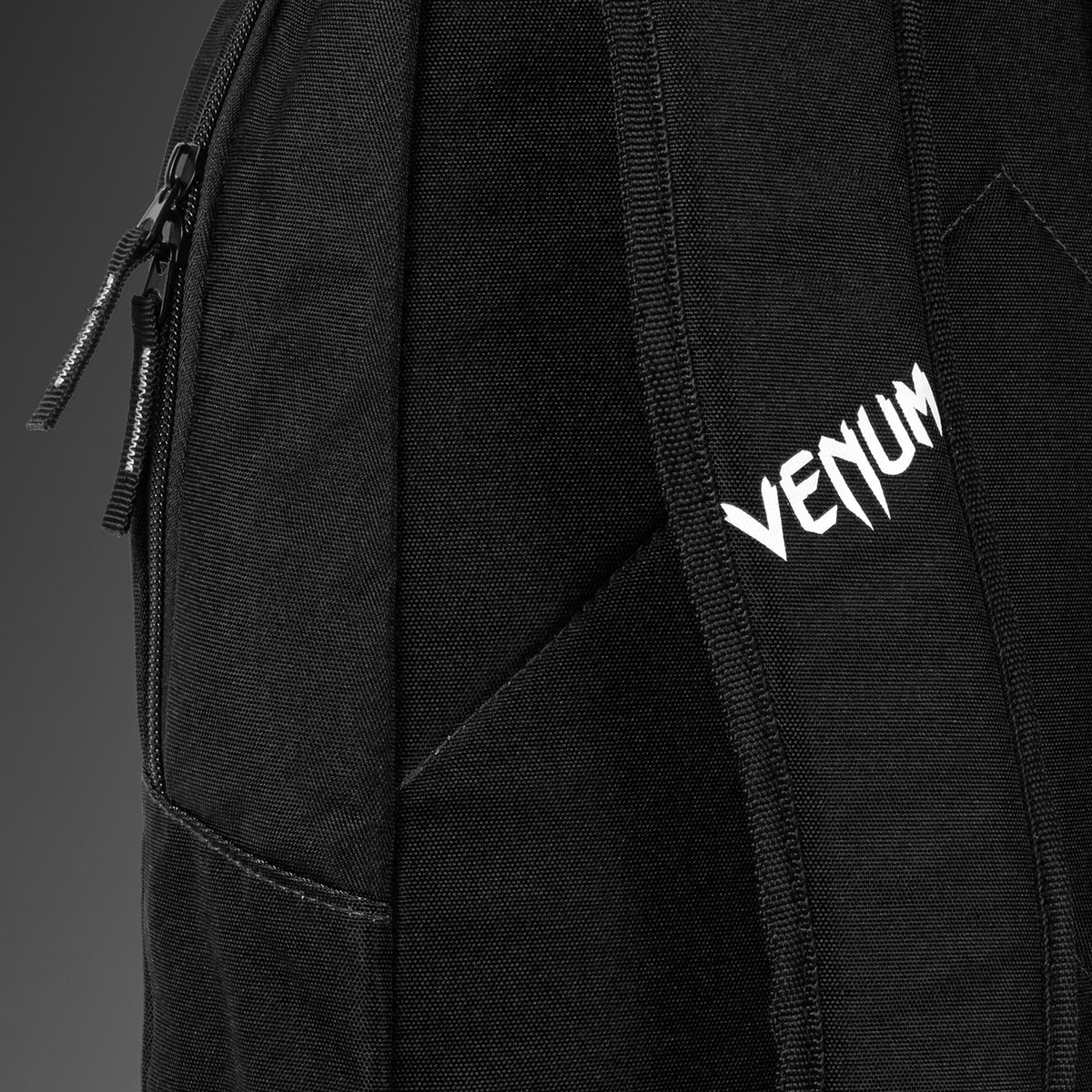 Venum Contender 双肩背包 - 黑色/白色