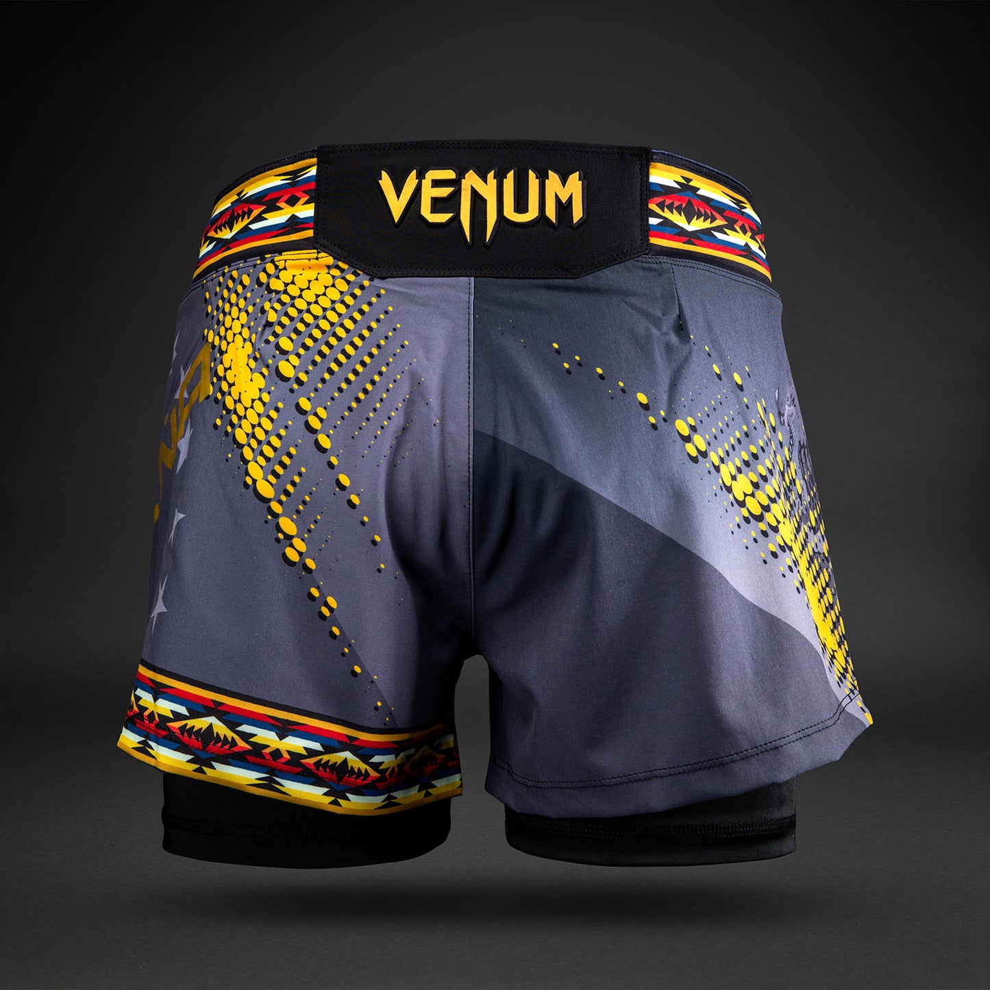 Women’s UFC Unrivaled by Venum 黑色Julianna Peña短款格斗短裤