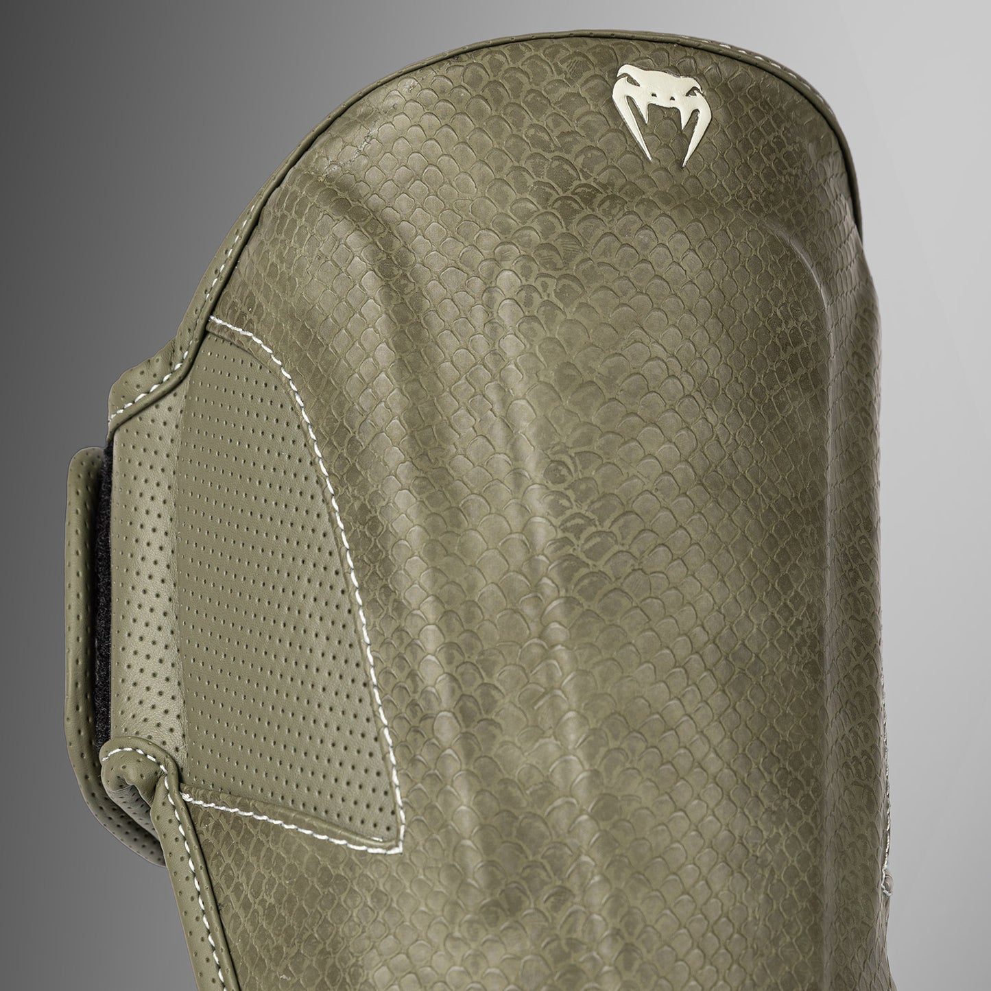 Venum Impact Evo Scales 护胫 – 军绿色