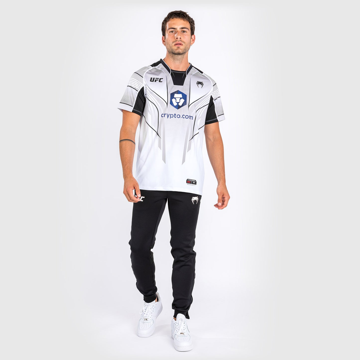 UFC Venum Authentic Fight Night 2.0 Kit 男士款出场球衣 – 白色