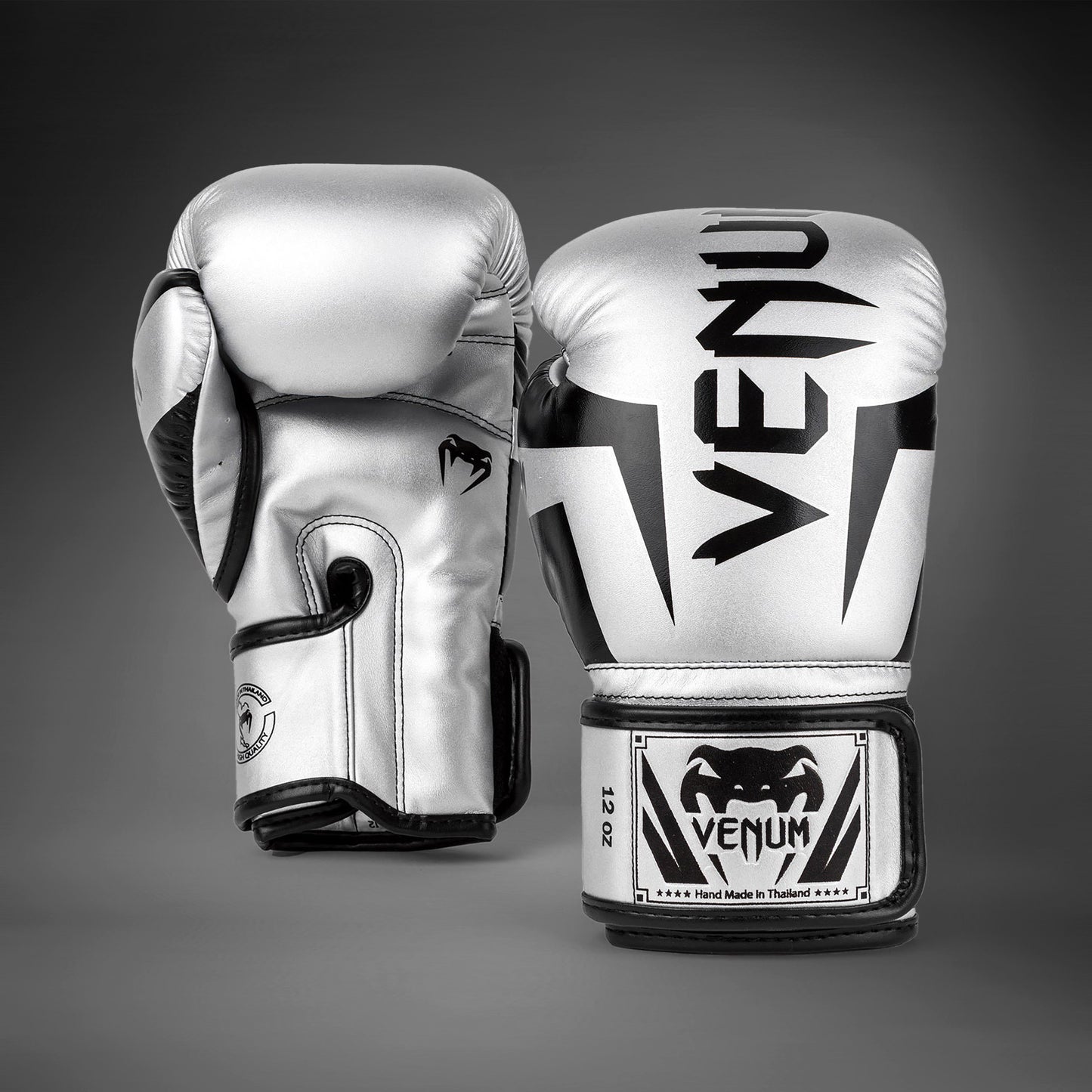 Venum Elite 拳击手套 – 银色/黑色
