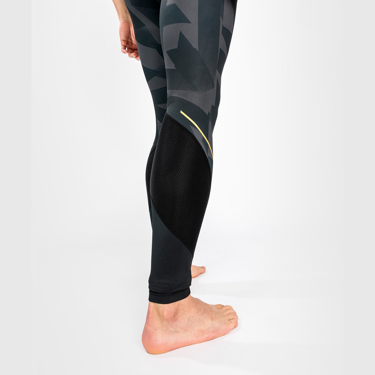 Venum Razor 紧身裤 – 黑色/金色