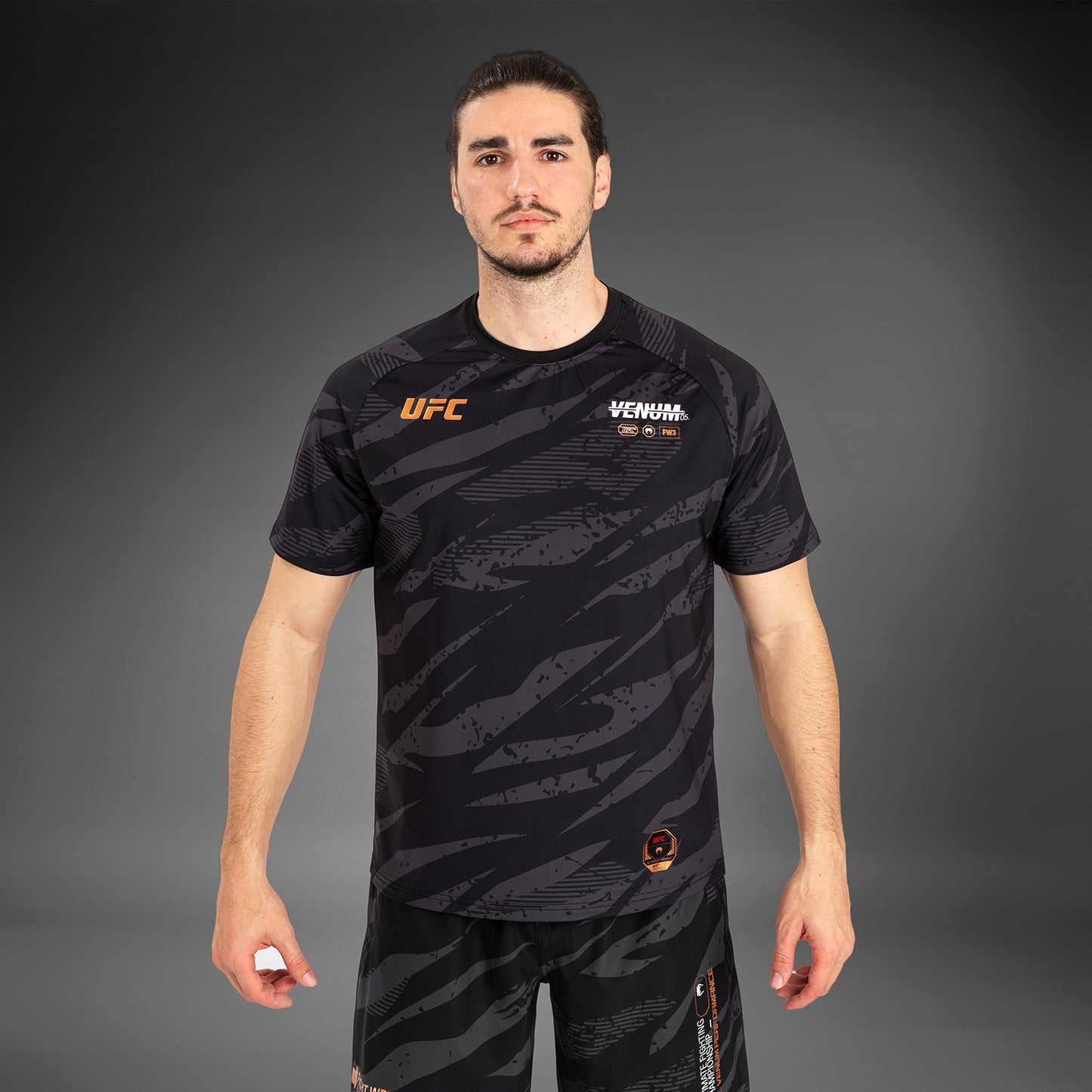 UFC Adrenaline by Venum 男士 Fight Week Dry Tech T恤 – 城市迷彩