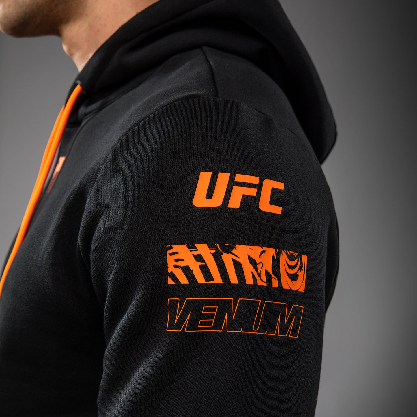 男士Venum UFC Zenith 黑色正品Fight Week连帽衫