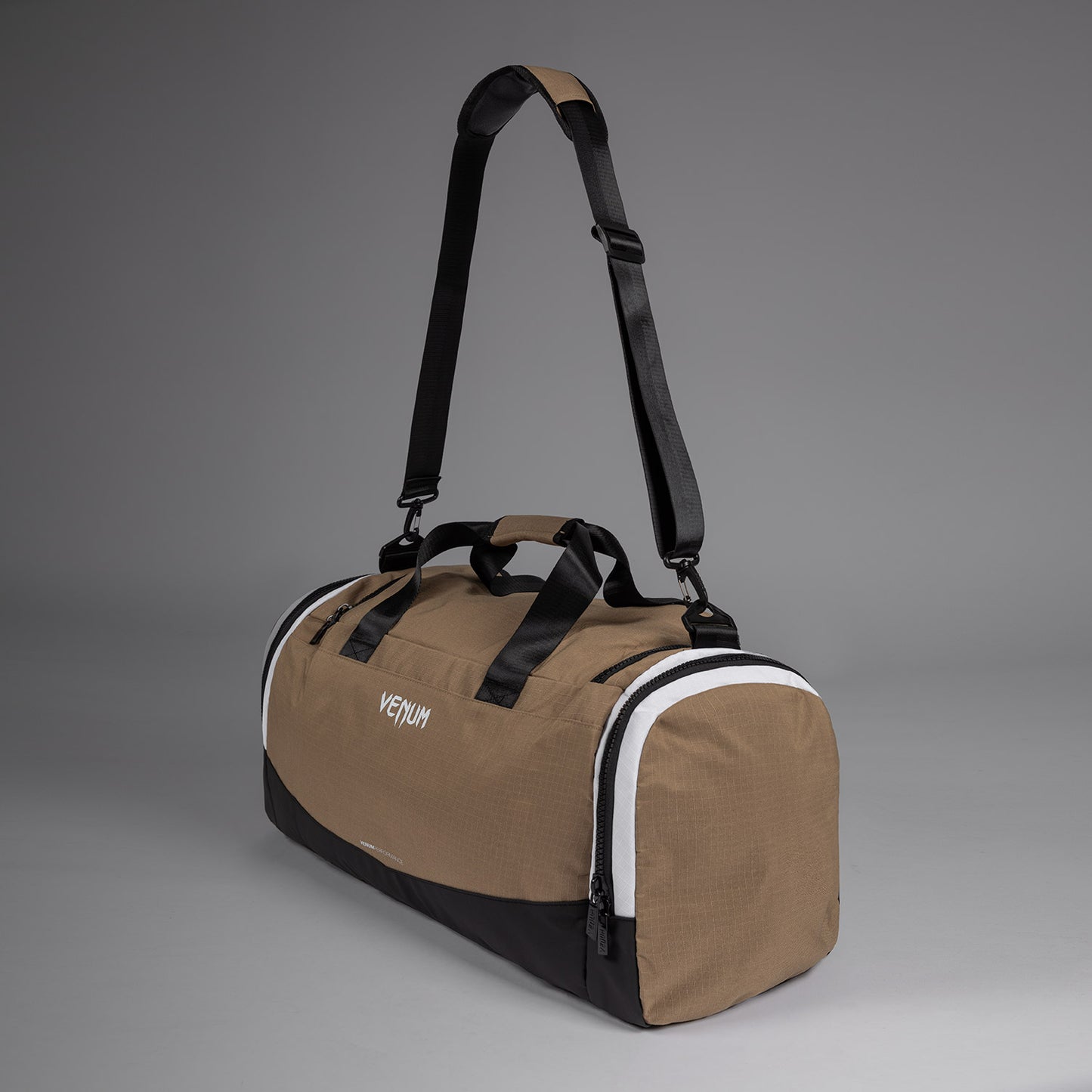 Venum Evo 2 XTrem Ripstop 运动包 (55-63L) – 沙丘色