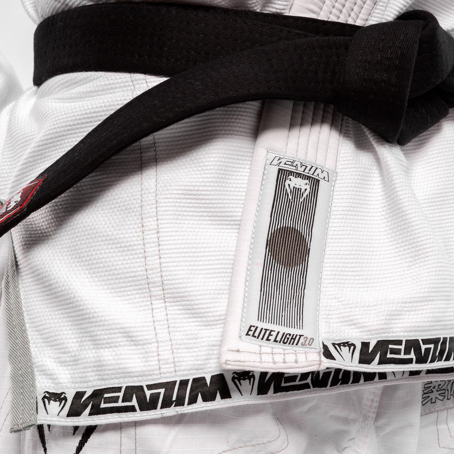 Venum Elite Light 3.0 柔术服 – 白色