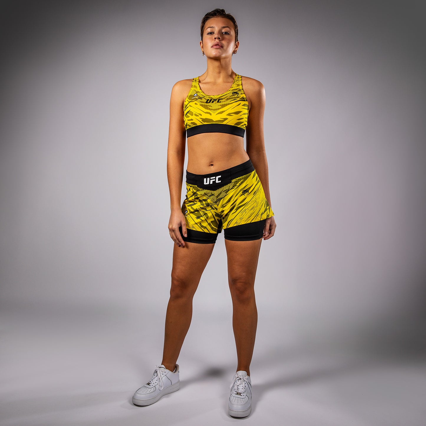 UFC Fusion by Venum Authentic Fight Night 女士运动内衣 – 黄色