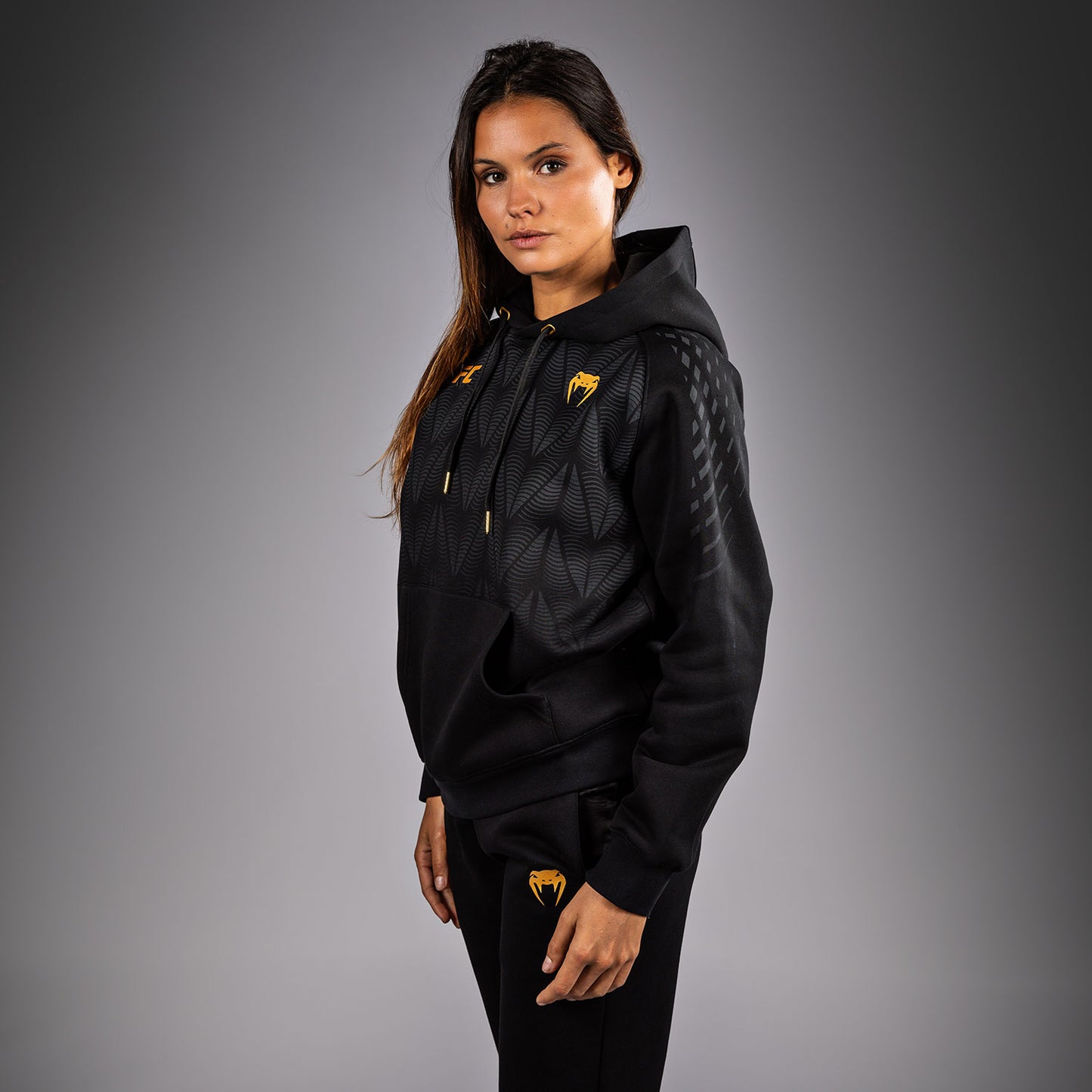 Women’s UFC Zenith by Venum Replica 冠军连帽衫