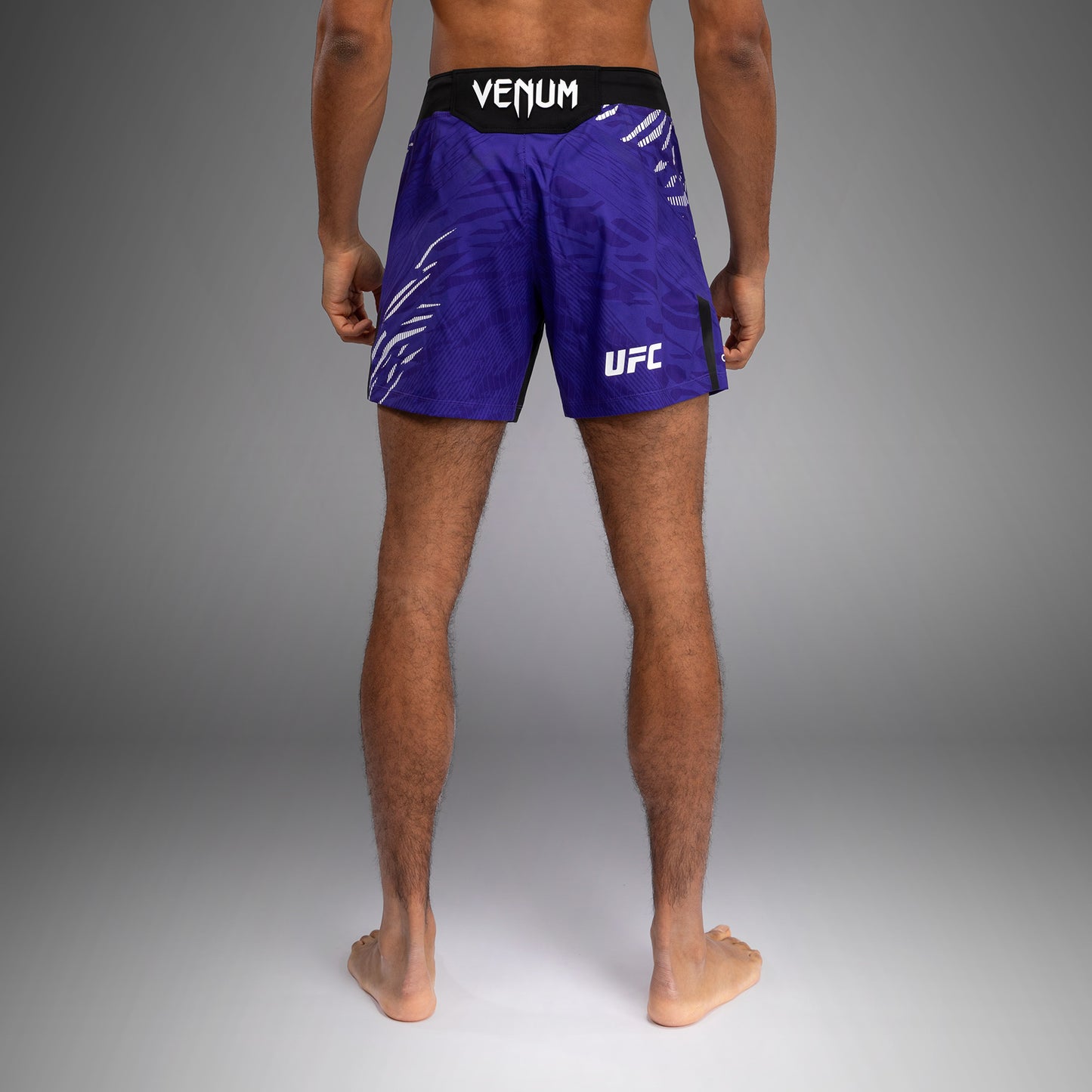 UFC Fusion by Venum Authentic Fight Night 男士格斗短裤 – 紫色