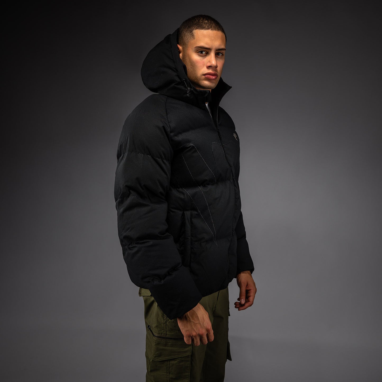 Venum Attack Urban Gi 羽绒服 – 黑色