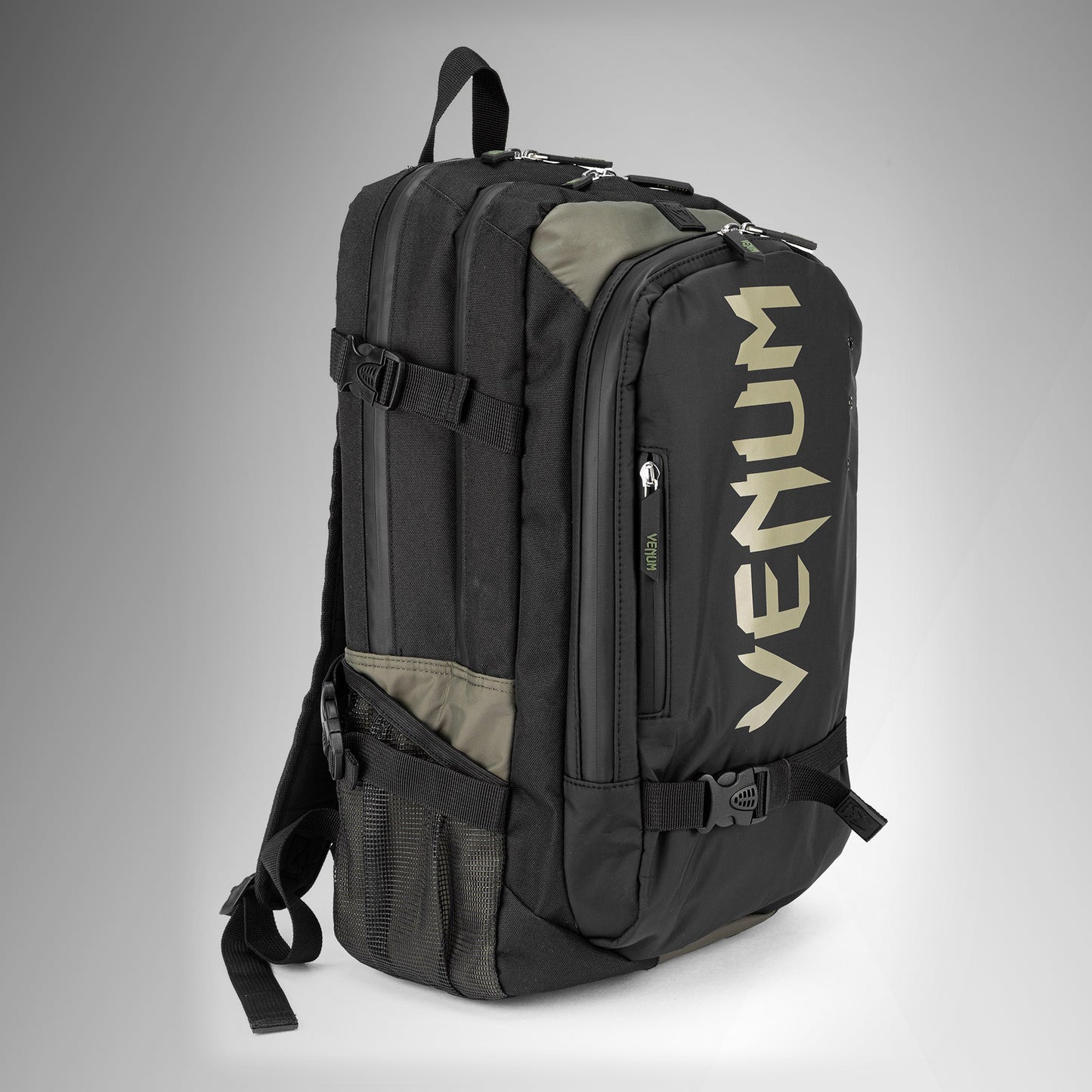Venum Challenger Pro Evo 背包 (20-25L) – 卡其色/黑色
