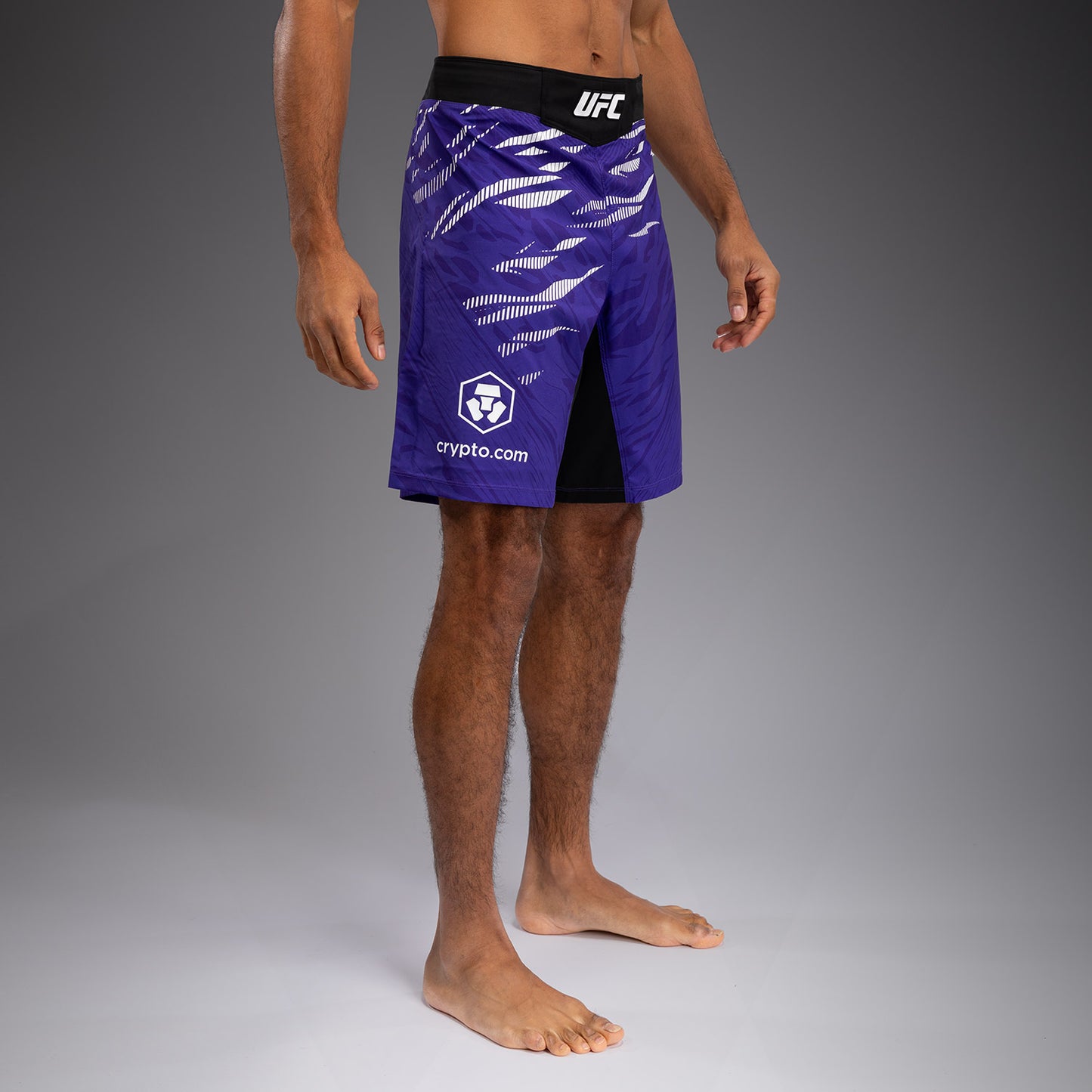 UFC Fusion by Venum Authentic Fight Night 男士格斗短裤 – 长款–紫色