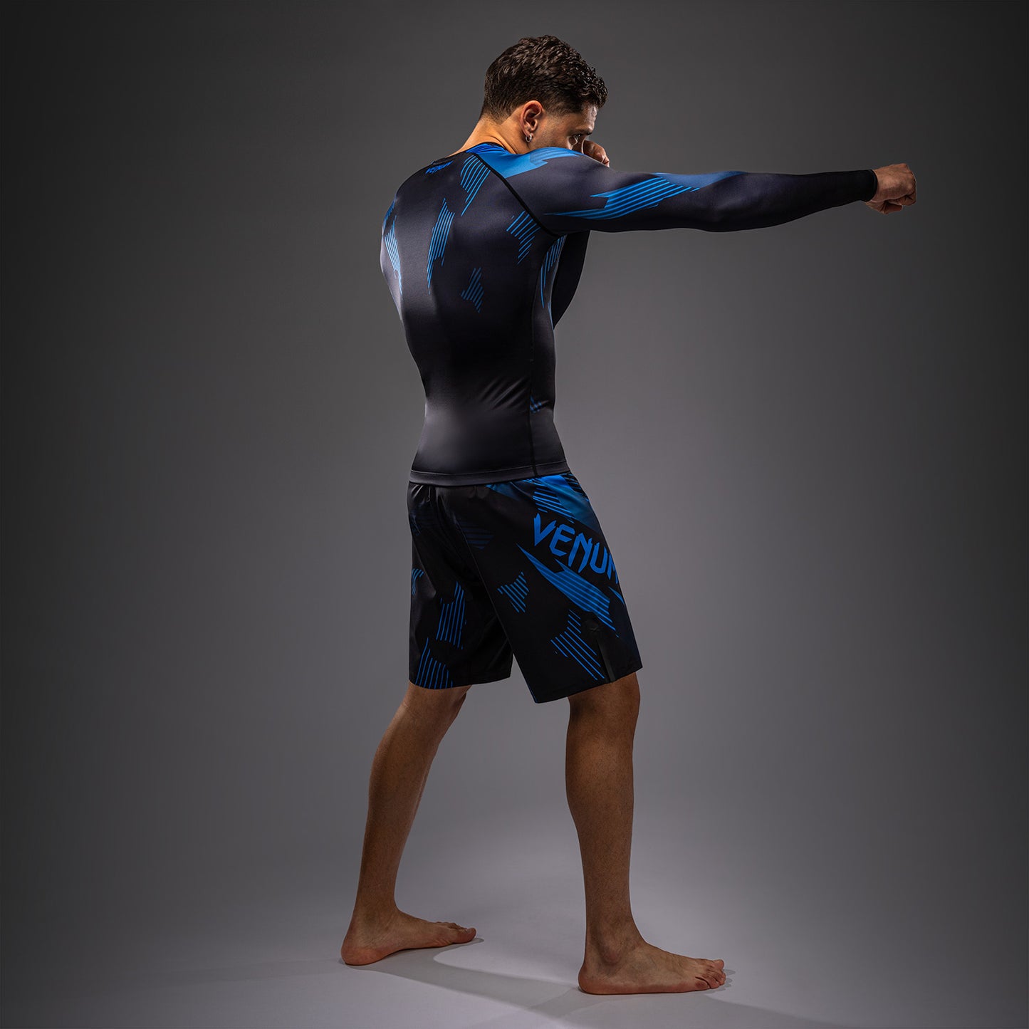 NO-GI 6.0 长袖紧身防磨衣 – 黑色/蓝色