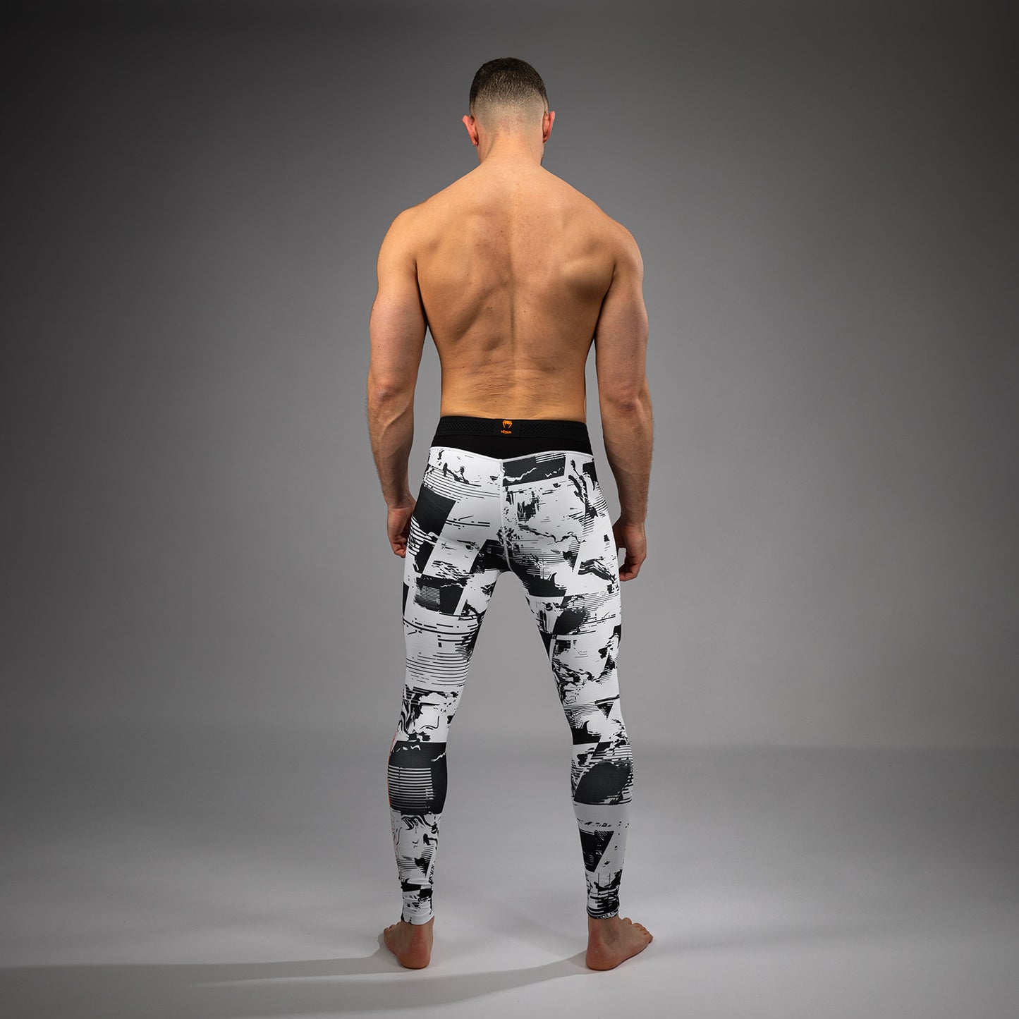 男士UFC Zenith by Venum 白色正品比赛周性能紧身衣