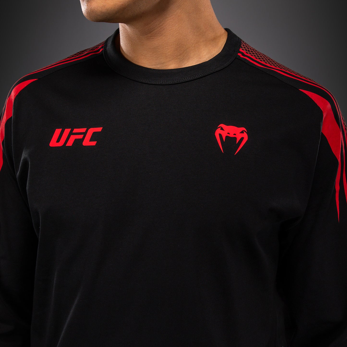 Venum UFC Unity by Venum Authentic Fight Week 男子长袖T恤 - 黑色
