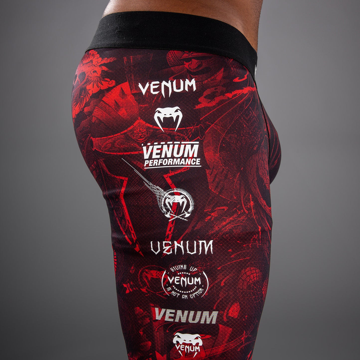 Venum 20周年纪念 紧身裤 – 黑色/红色