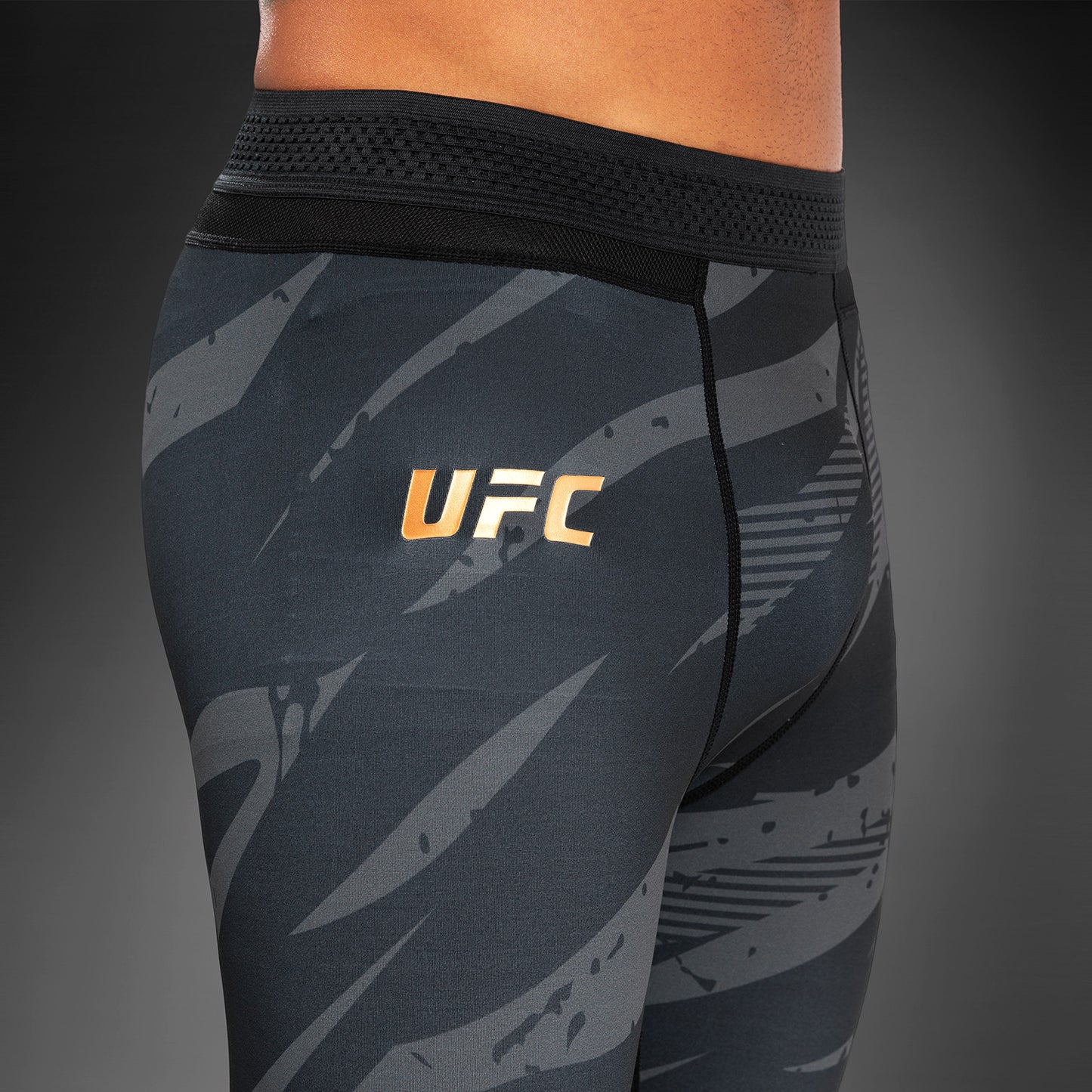 UFC Adrenaline by Venum Fight Week 运动男士紧身衣 – 城市迷彩