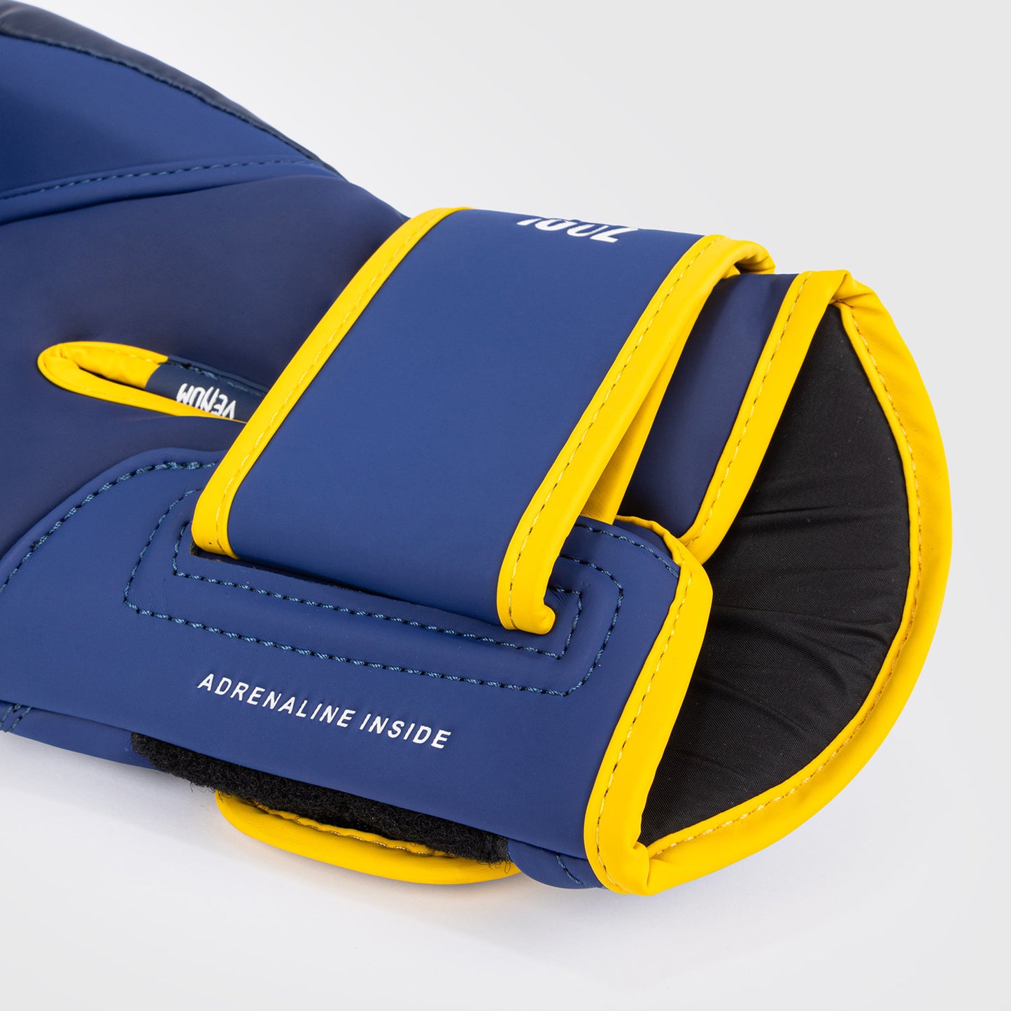 Venum Challenger 4.0 拳击手套 – Sport 05