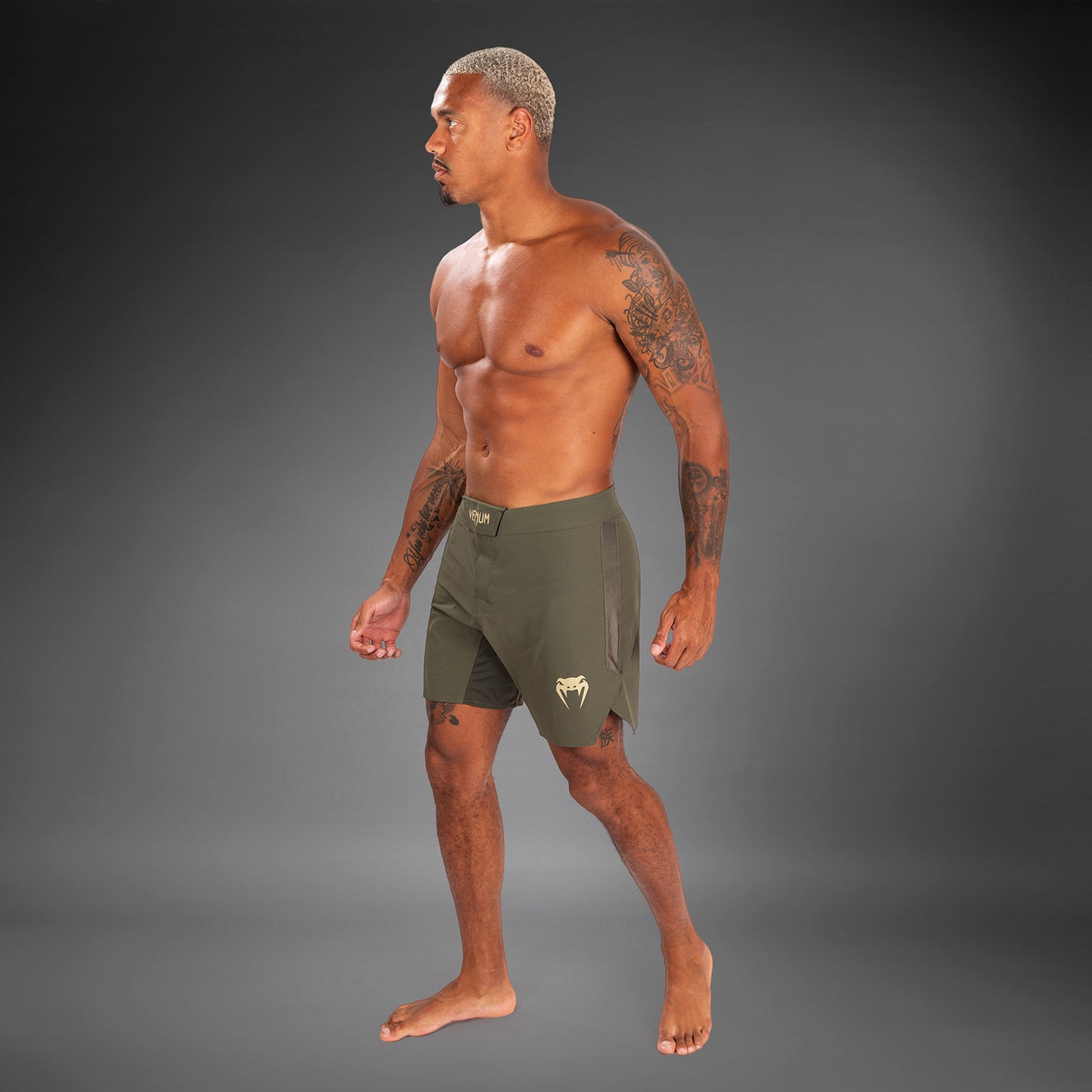 Venum Contender 男士格斗短裤 – 卡其色