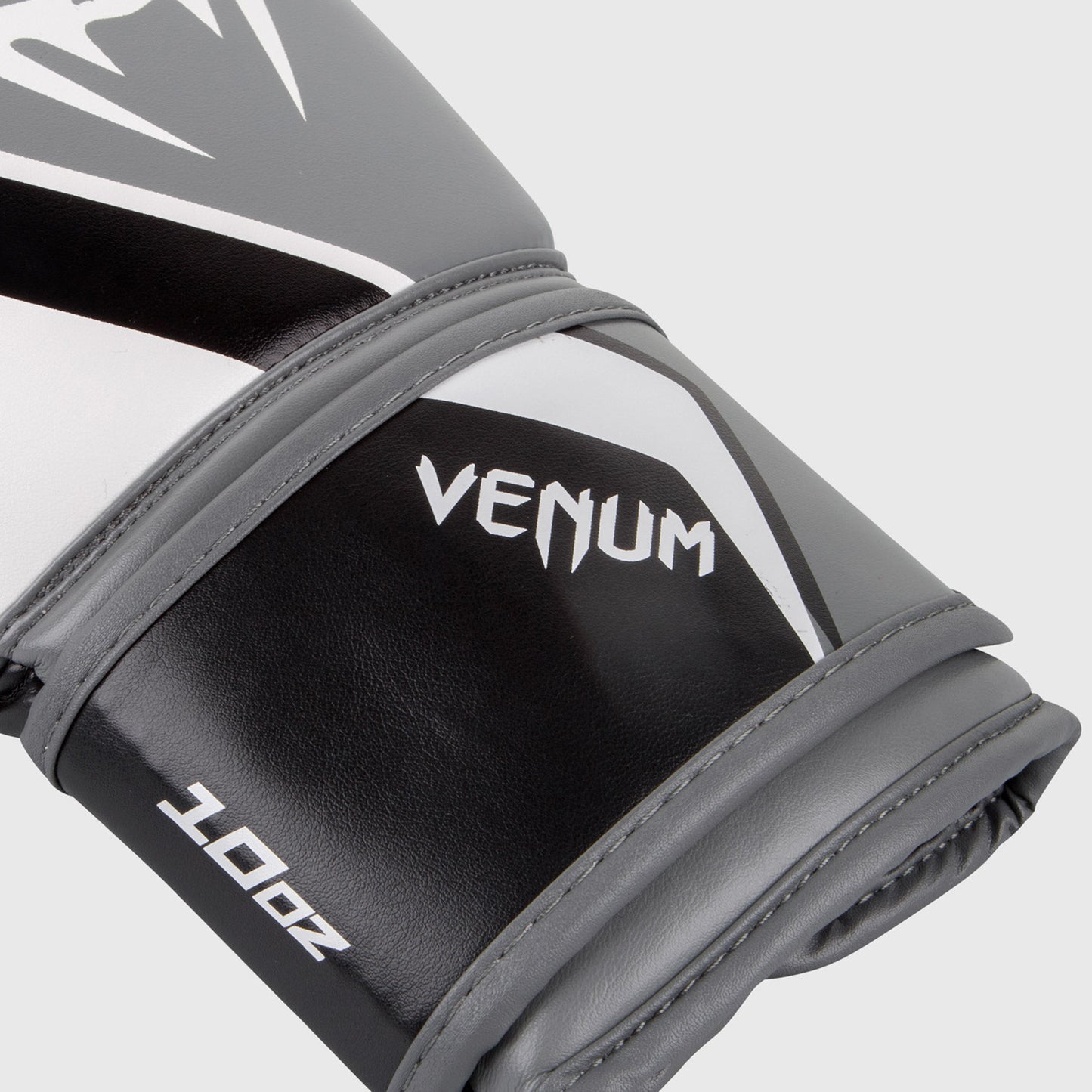 Venum 拳击手套 Contender 2.0 – 白色/灰色-黑色