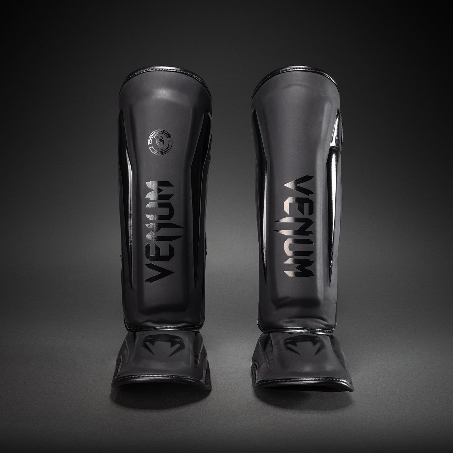 Venum Elite 站立护胫 – 哑光/黑色