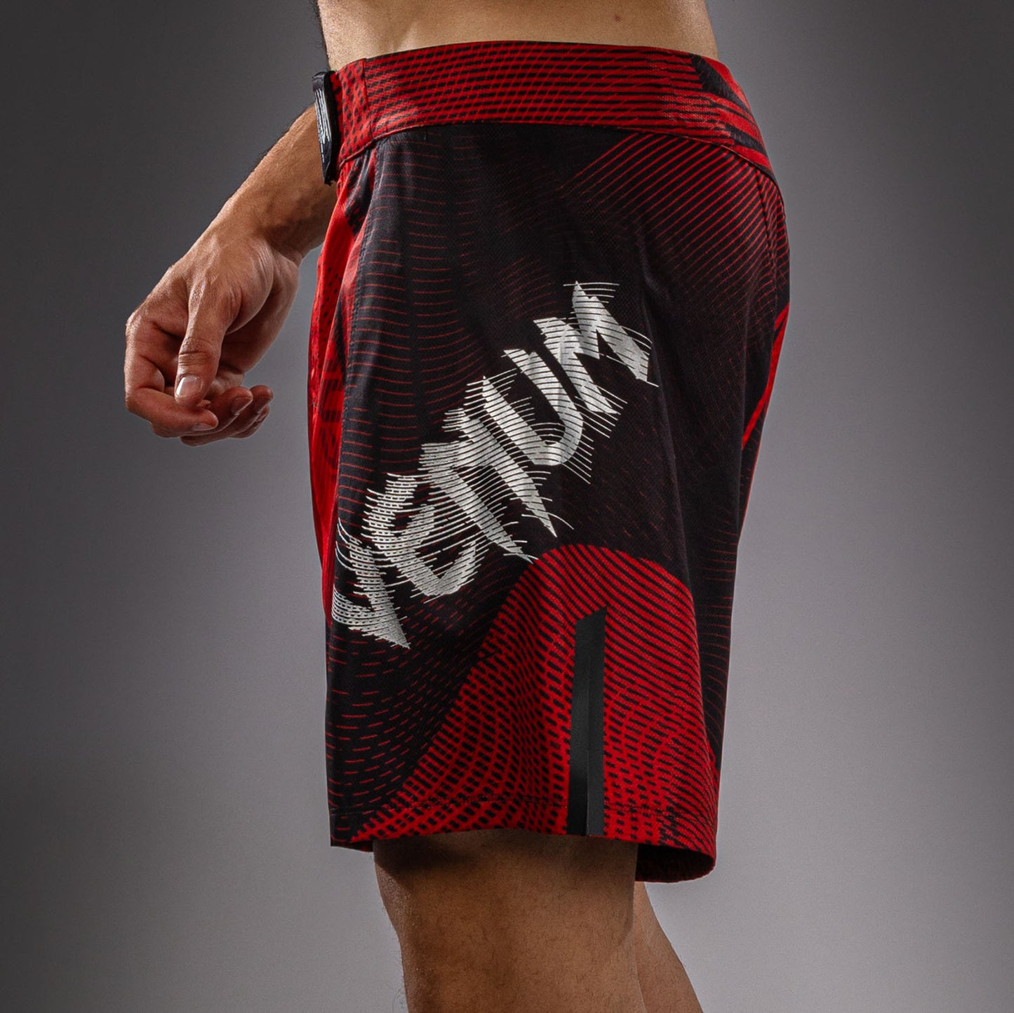 Venum Galactic 3.0 格斗短裤 - 红色/银色