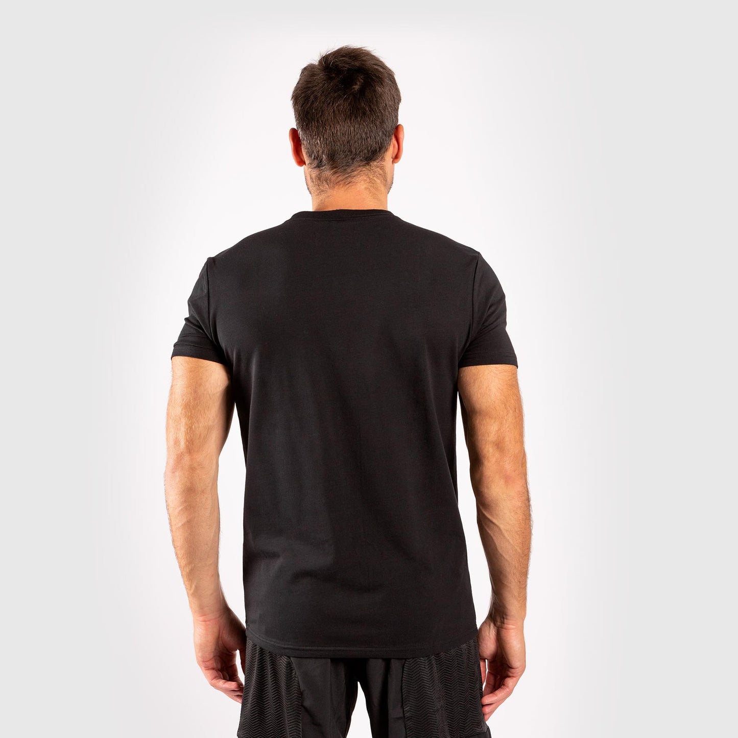 Venum Classic T恤–黑色