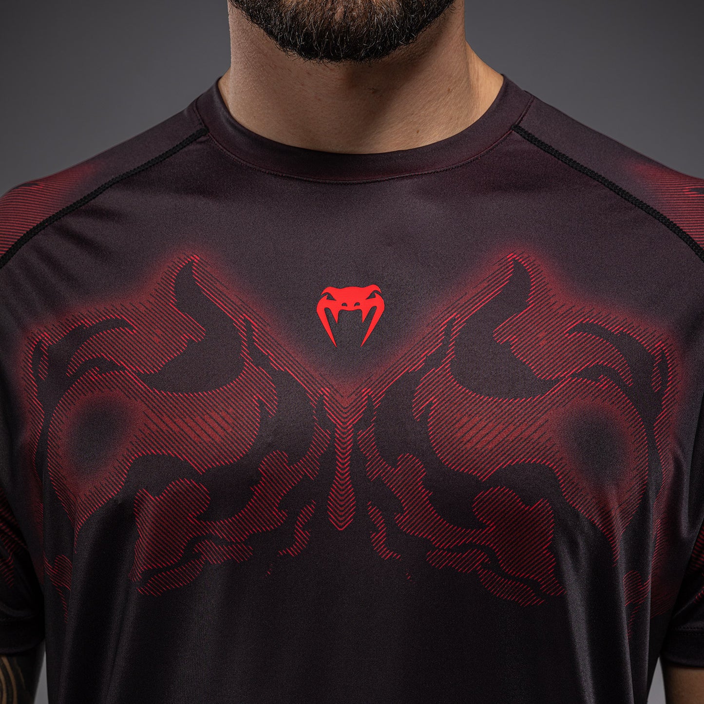 Venum Spectre Dry Tech T恤 – 黑色/红色