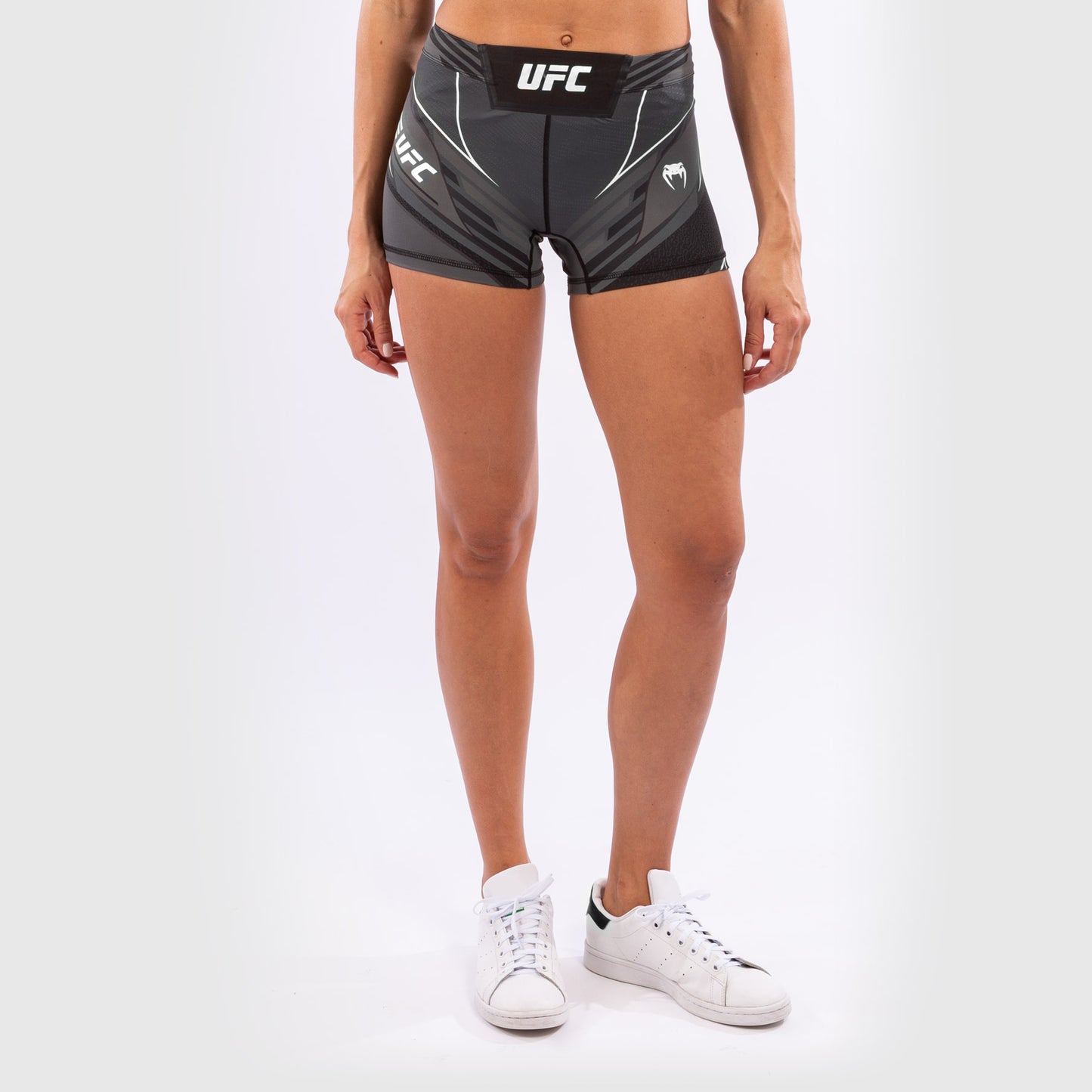 UFC Venum Authentic Fight Night Women's Vale Tudo Shorts - Short Fit - Black