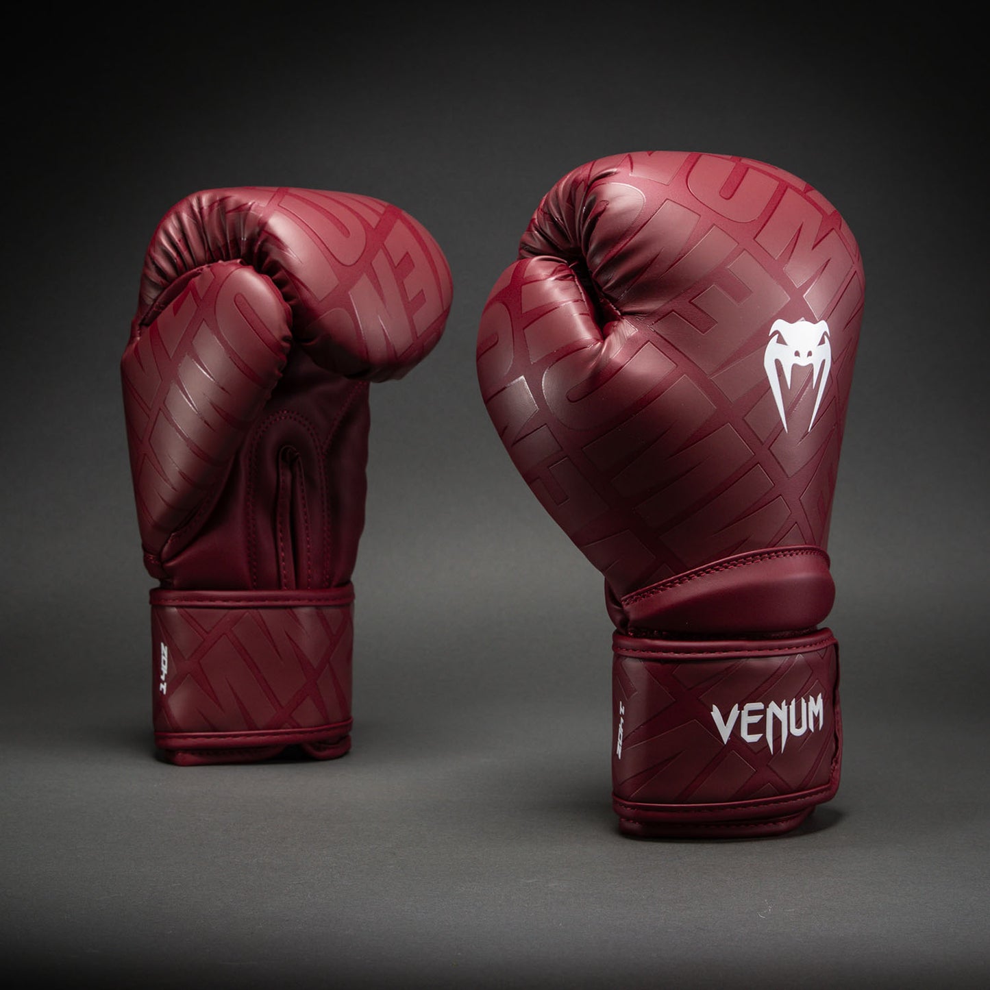 Venum Contender 1.5 XT 3D 拳击手套 – 深红色