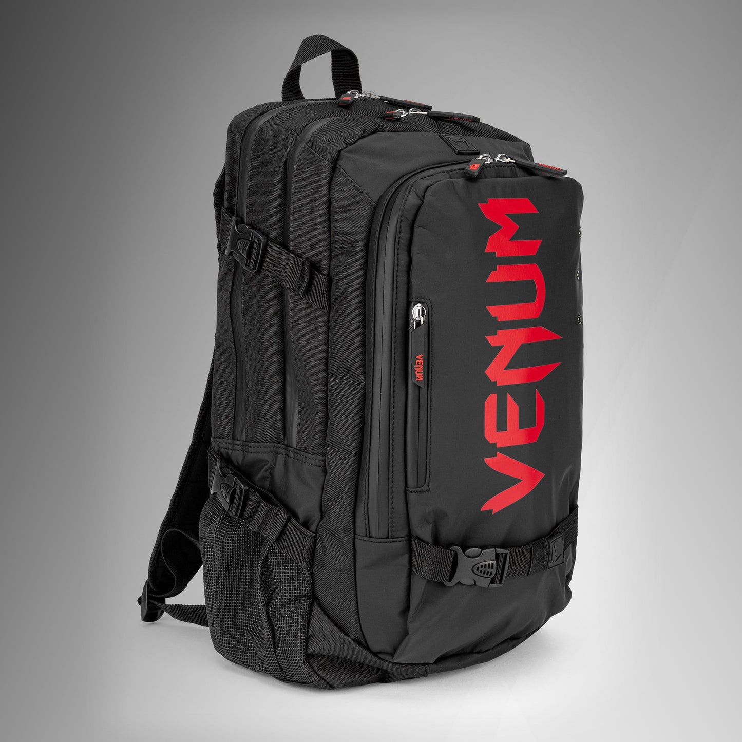 Venum Challenger Pro Evo 背包 (20-25L) – 黑色/红色