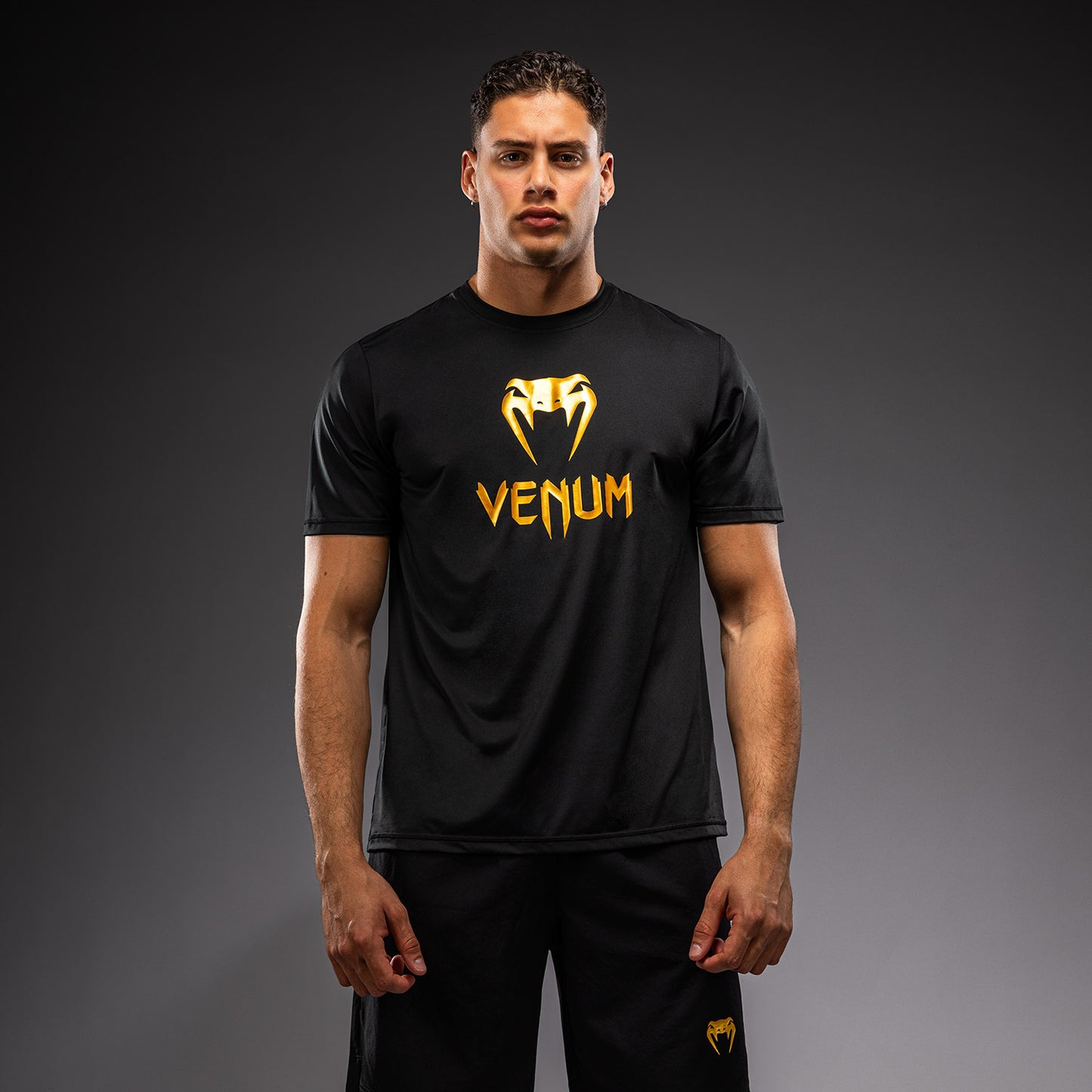 Venum Classic Dry Tech T恤 - 黑色/金色