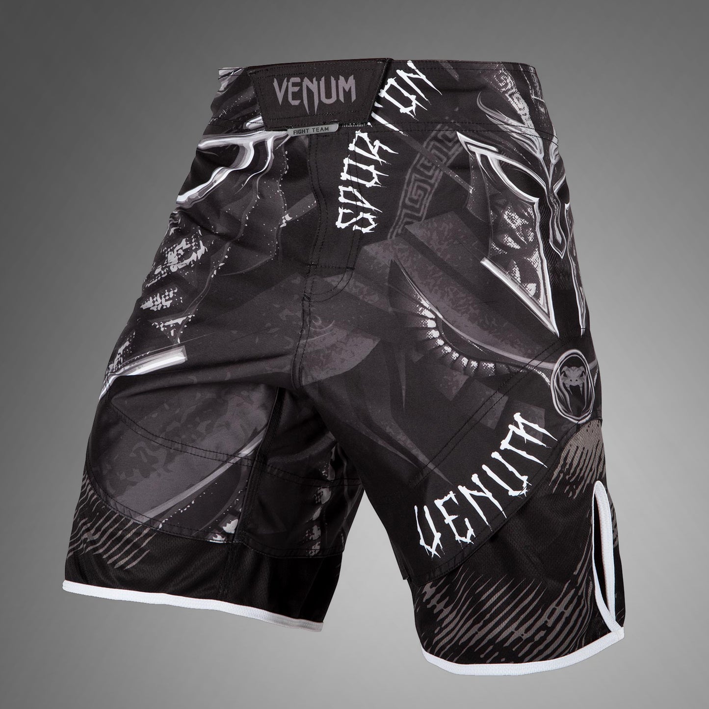 Venum Gladiator 3.0 格斗短裤 – 黑色/白色