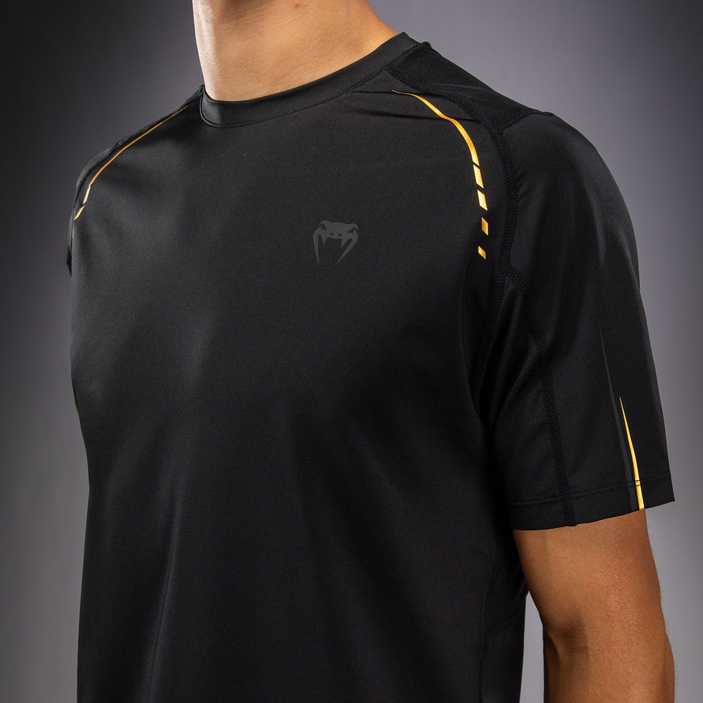 Venum G-Core Dry Tech - 黑色/金色