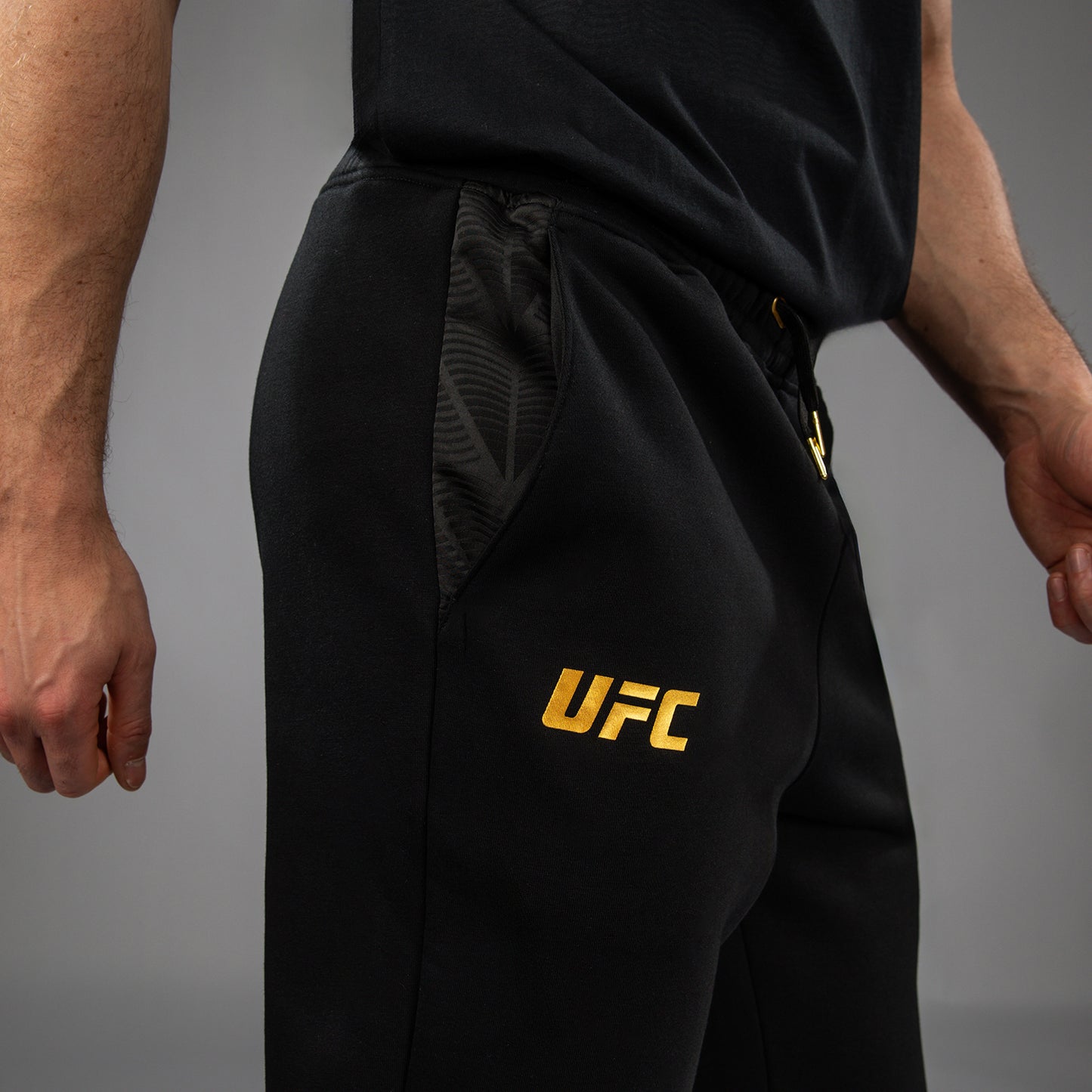 男士UFC Zenith by Venum 复制冠军长裤
