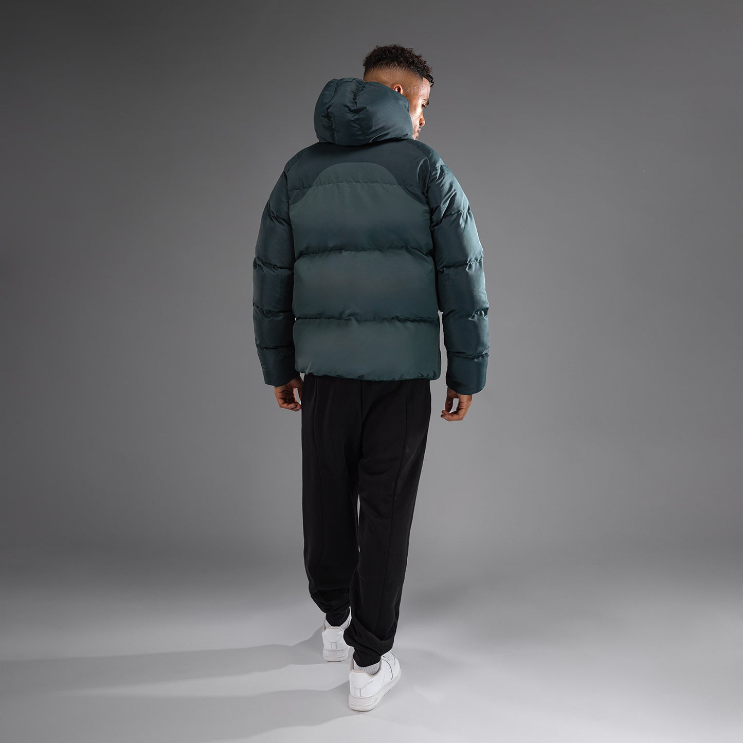 Venum Attack 羽绒服 – 军绿色