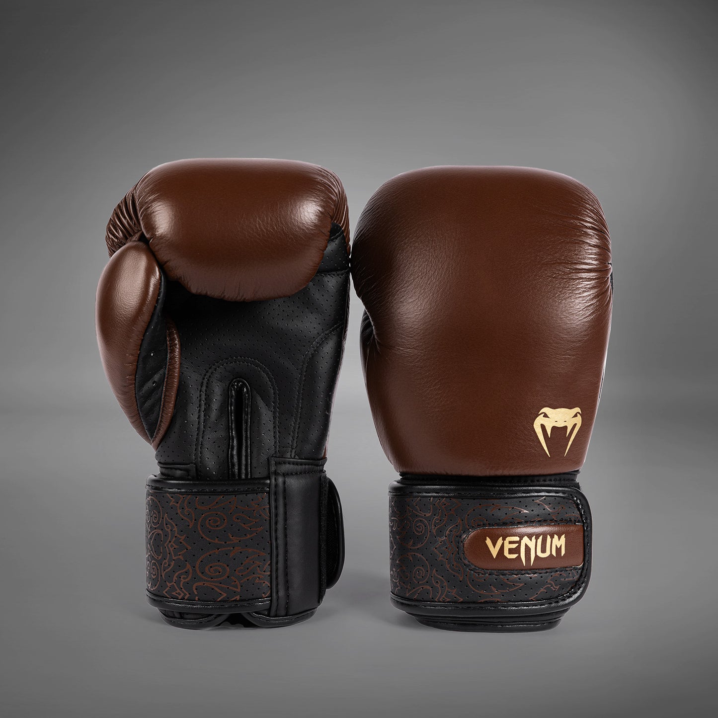 Venum Power 2.0 拳击手套 – 巧克力色