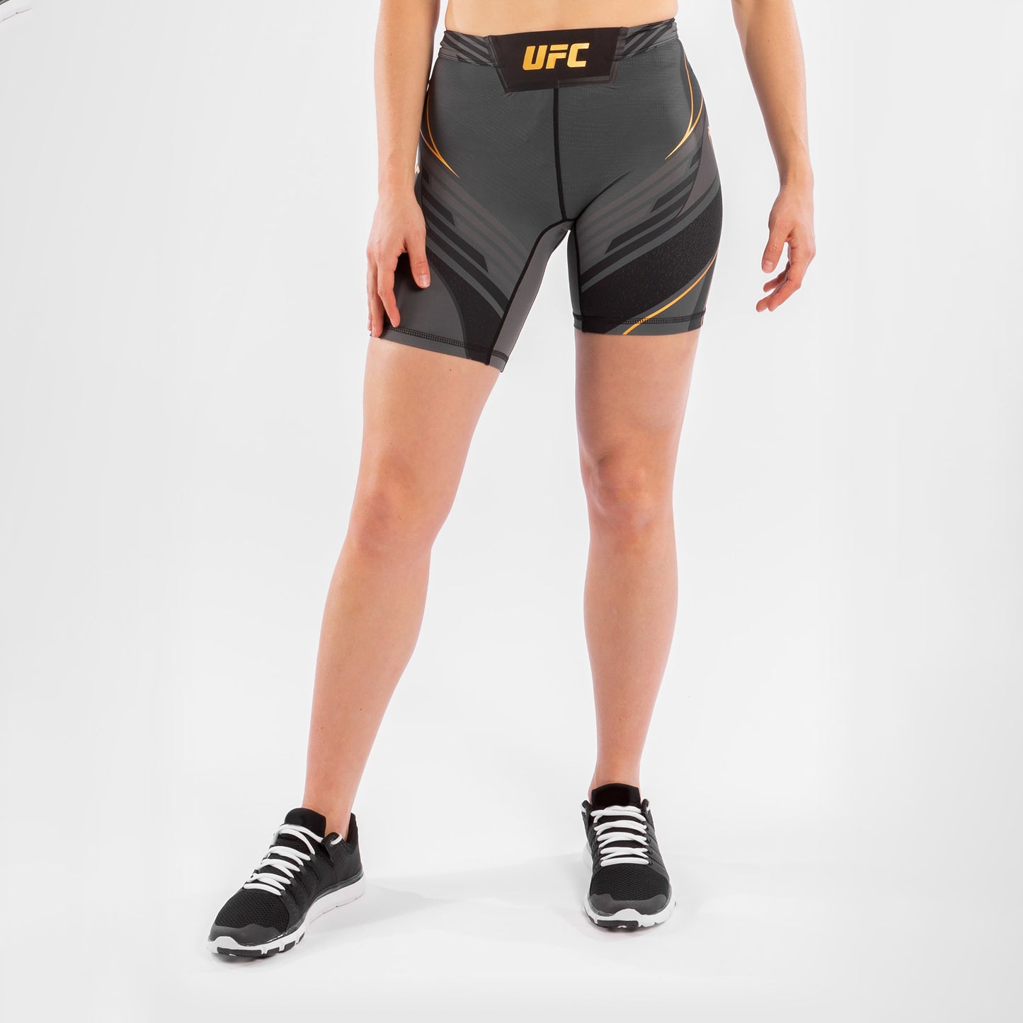 UFC Venum Authentic Fight Night 女士综合格斗短裤 – 长款 – 冠军款