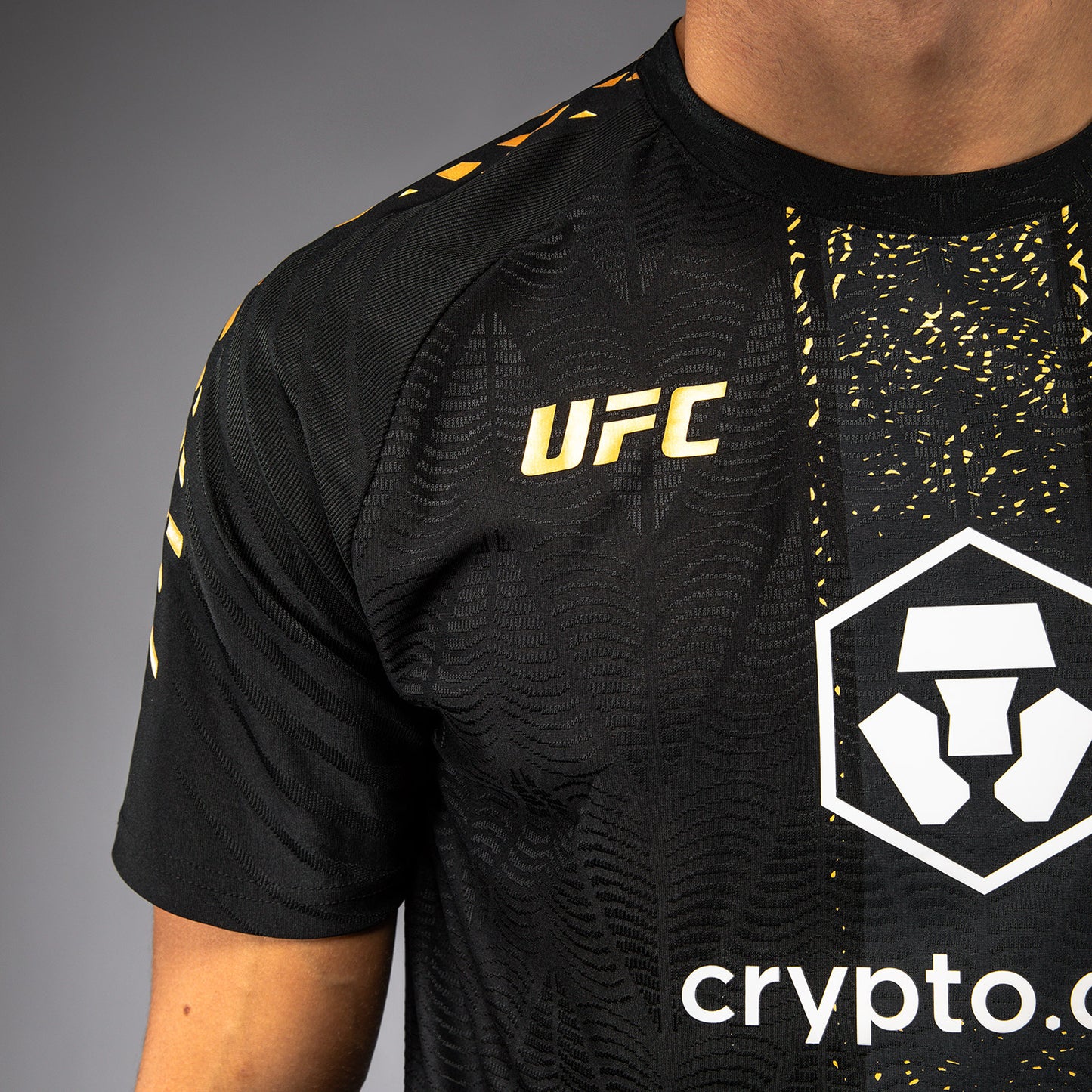 男士款 UFC Zenith by Venum Champion 真实比赛出场球衣