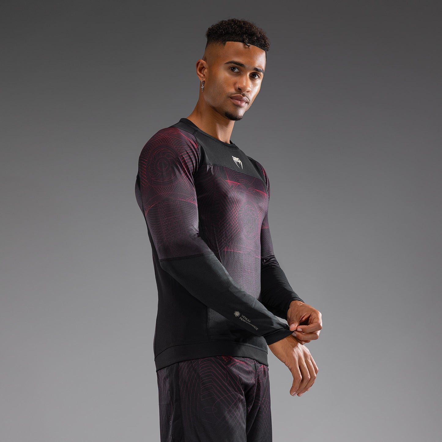 Venum G-Fit Air 男士长袖紧身防磨衣 – 深黑色/火红色
