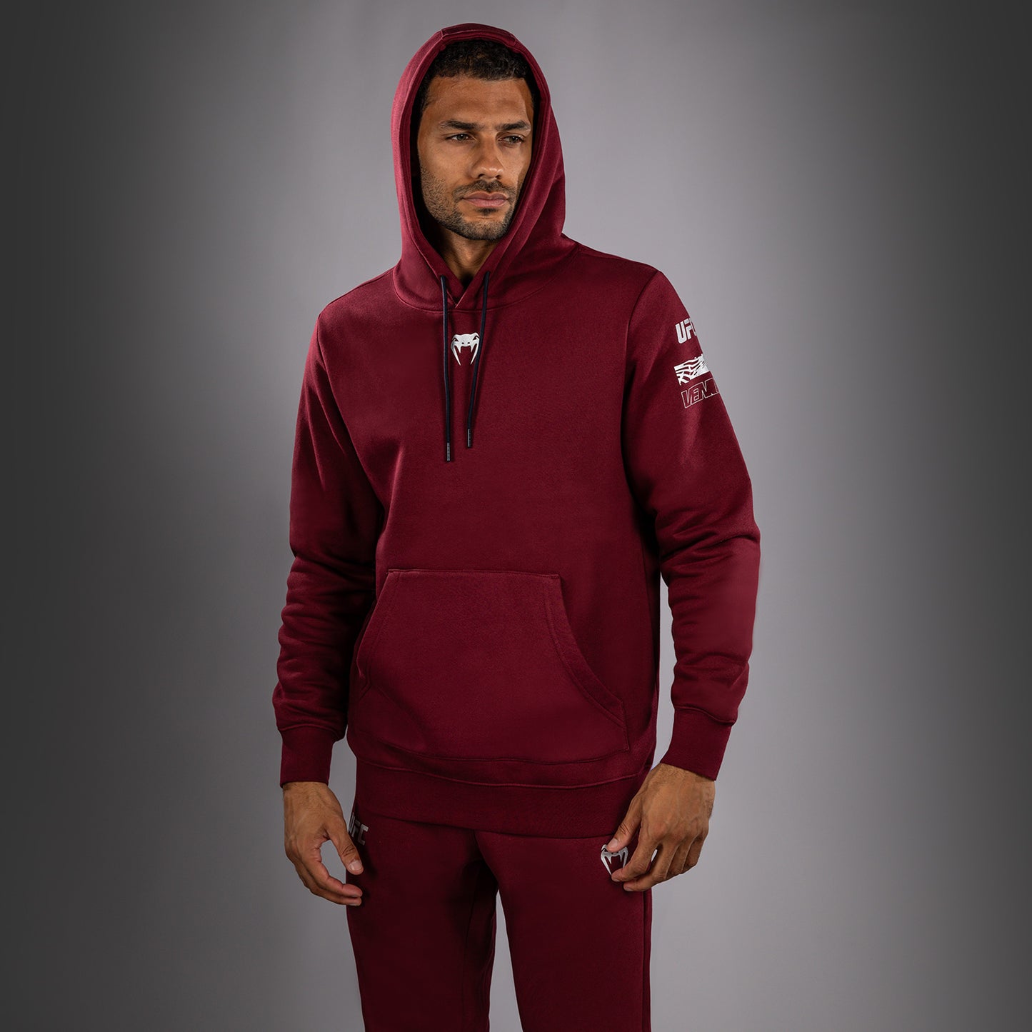 Men's UFC Zenith by Venum 酒红色正品赛周连帽衫