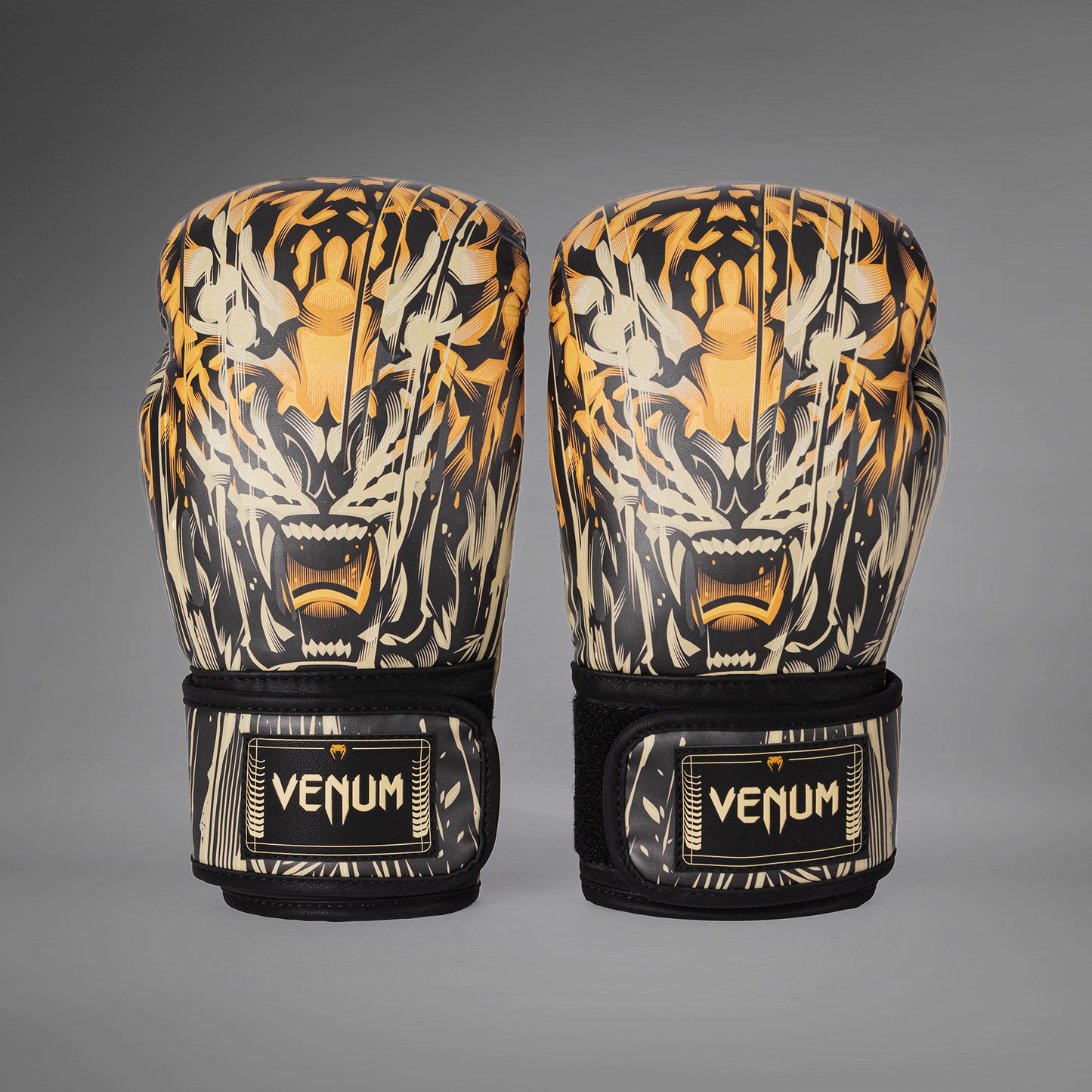 Venum Tiger 拳击手套 – 黑色/荧光橙