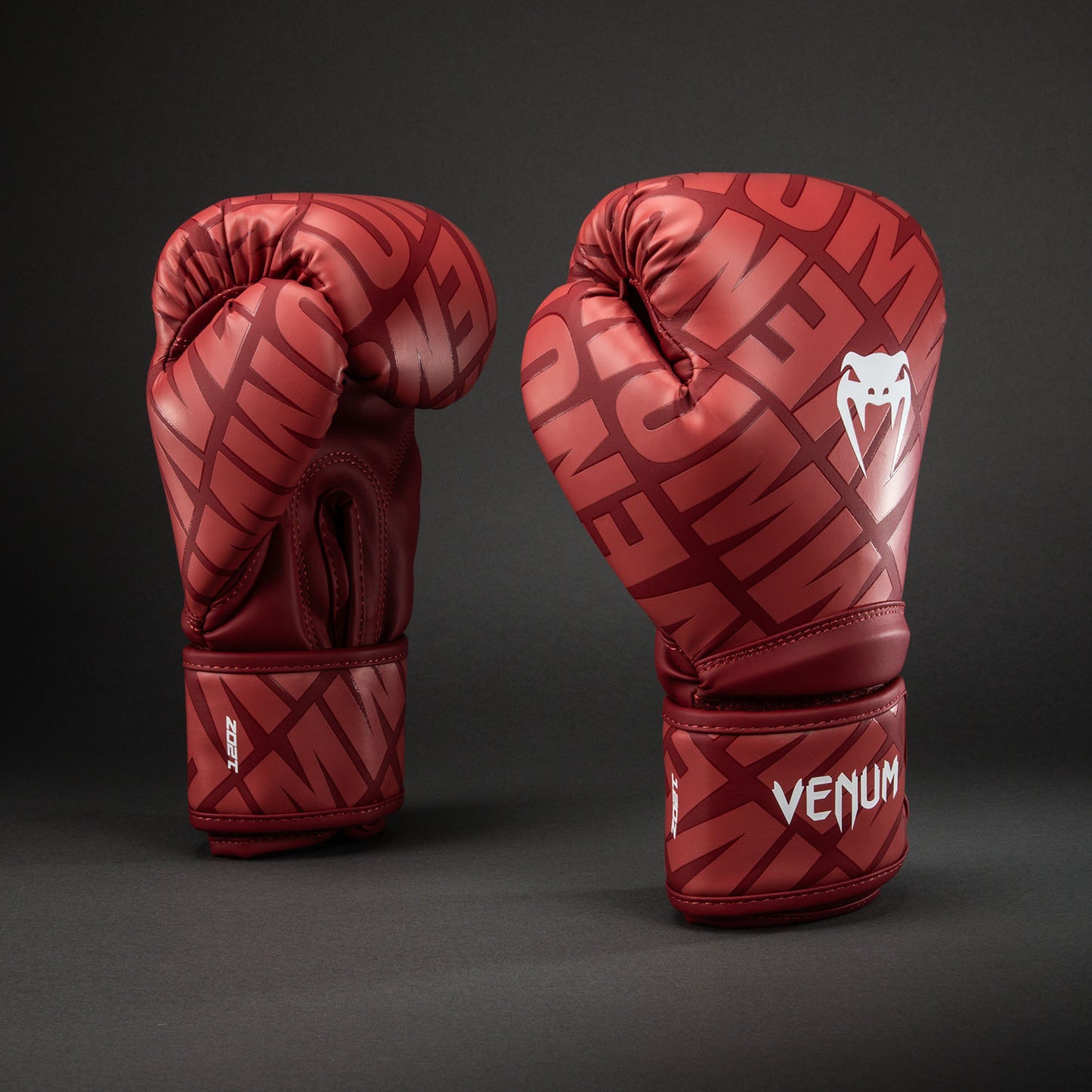 Venum Contender 1.5 XT 3D 拳击手套 – 樱桃红色/白色