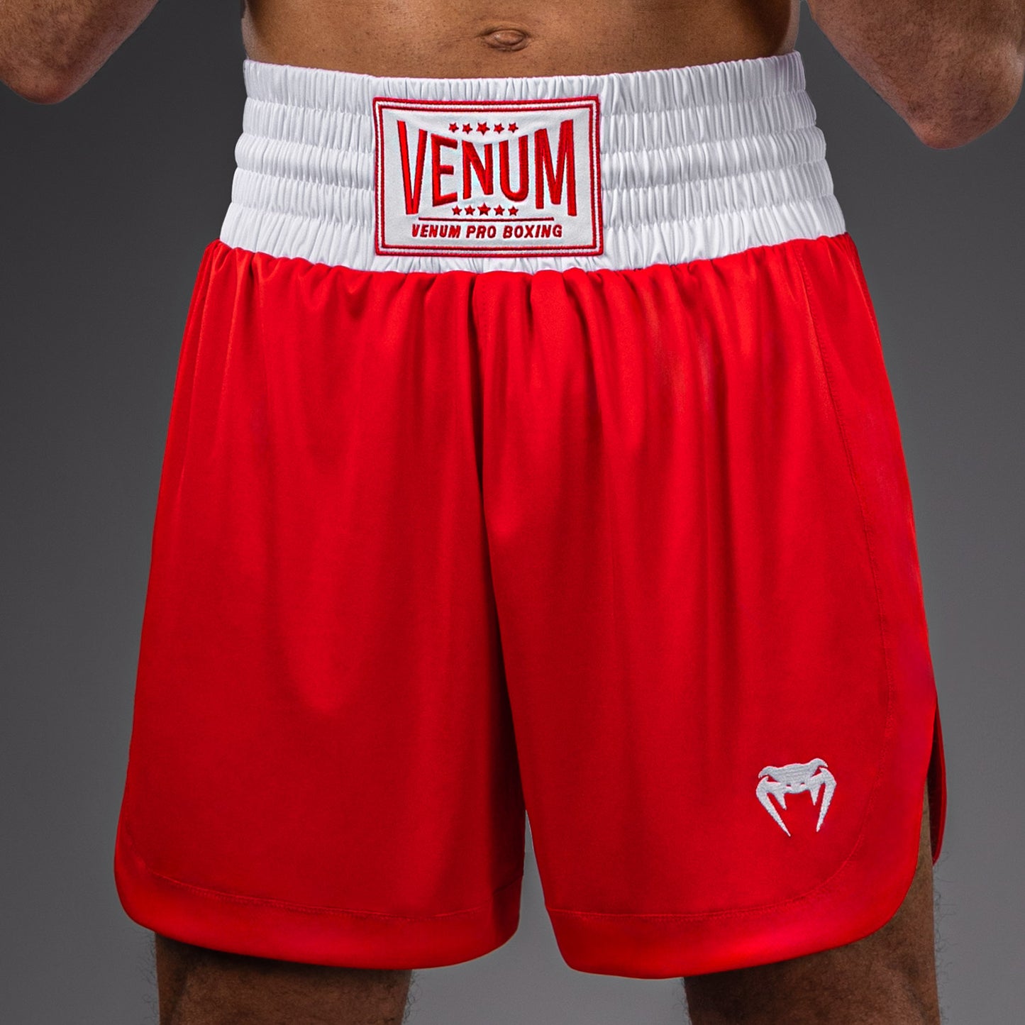 Venum Classic 拳击短裤 – 火红色