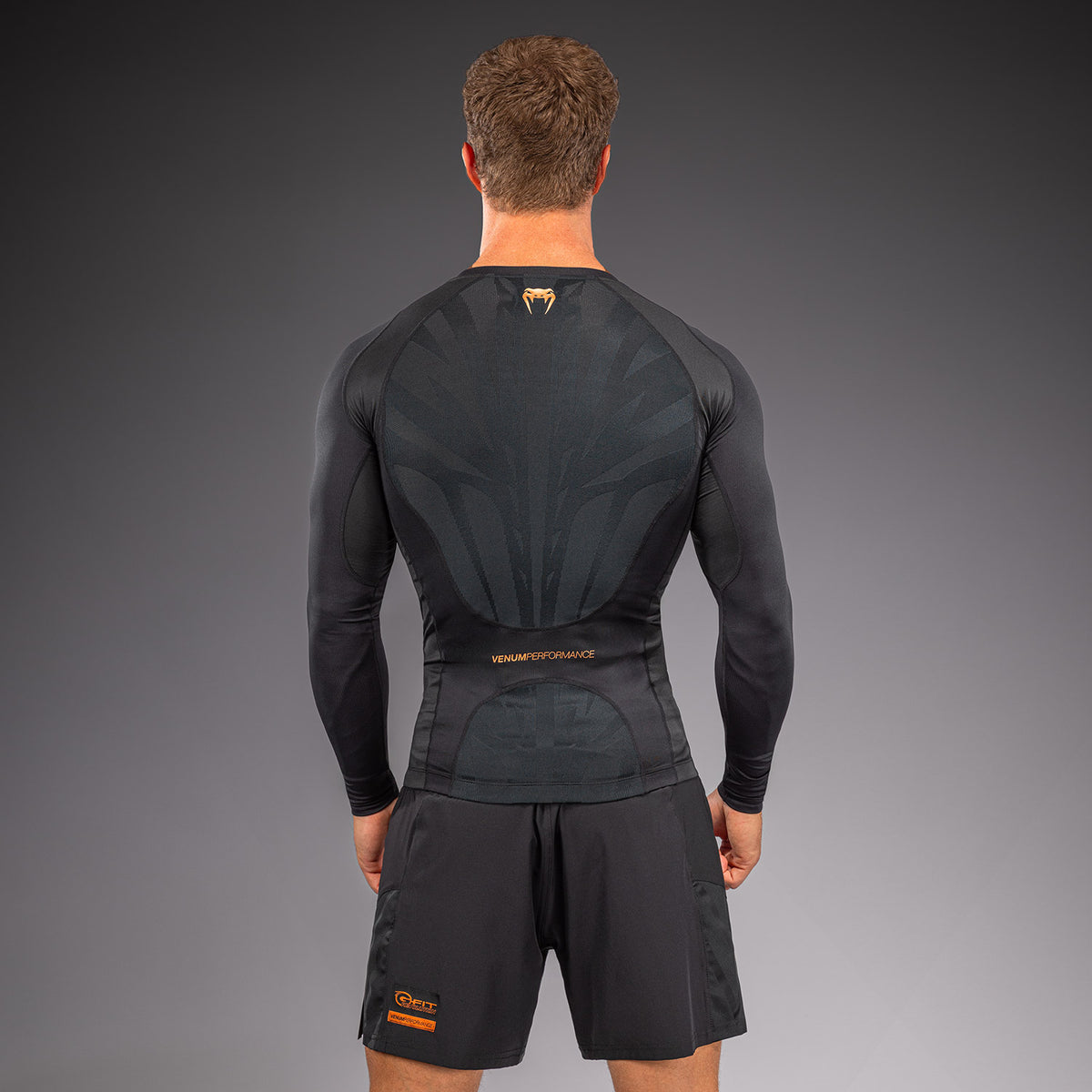 Venum G-Fit Revolution 长袖防磨衣 - 黑色/铜色