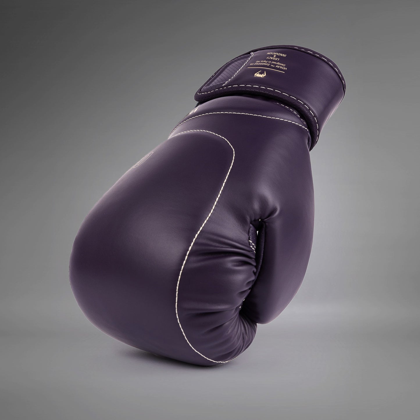 Venum Impact Evo 拳击手套 – 深紫色