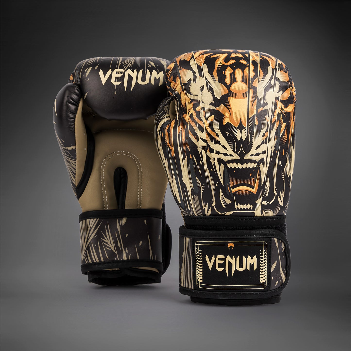 Venum Tiger 儿童款拳击手套 – 黑色/荧光橙色