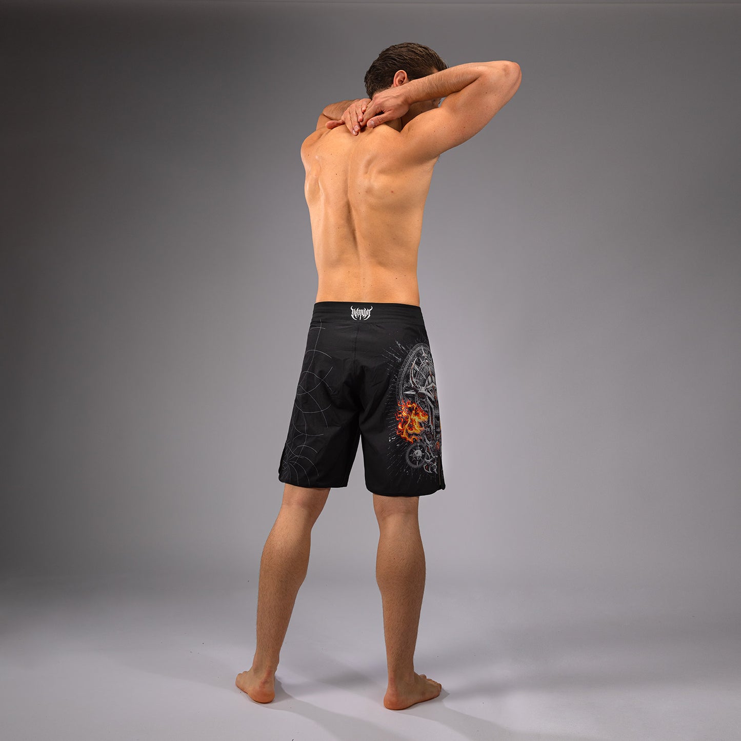 Venum Gladiator 5.0 男士格斗短裤 – 黑色/银色